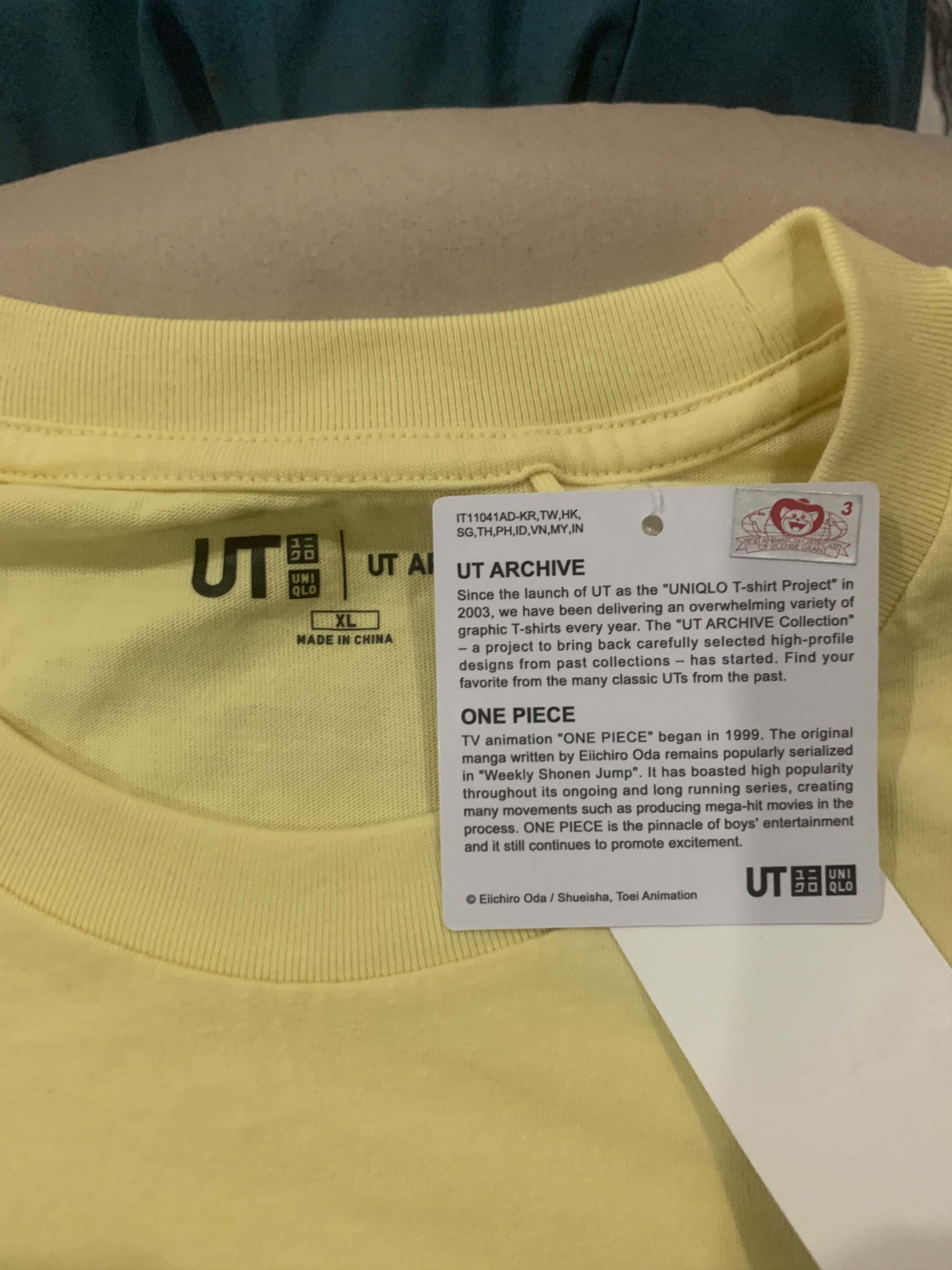 One Piece UNIQLO x ONE PIECE tshirt Size US XL / EU 56 / 4 - 4 Thumbnail