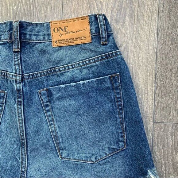 One Teaspoon One Teaspoon Women's High Waist Bonita's denim Jean Shorts Size 25" / US 0 / IT 36 - 10 Thumbnail