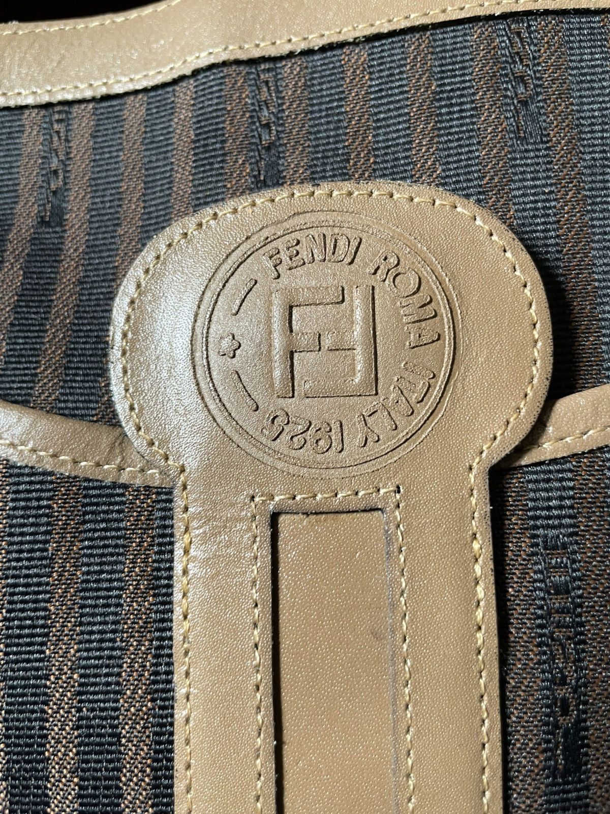 Fendi FENDI BAG VINTAGE CROSSBODY BAG. Size ONE SIZE - 6 Thumbnail