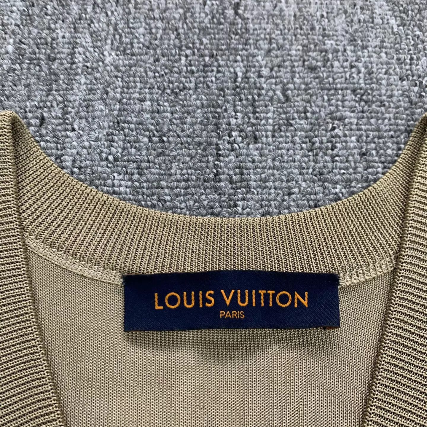 Louis Vuitton LV Gold Python Lettering Hockey Jersey Short Sleeve XL Size US XL / EU 56 / 4 - 4 Thumbnail