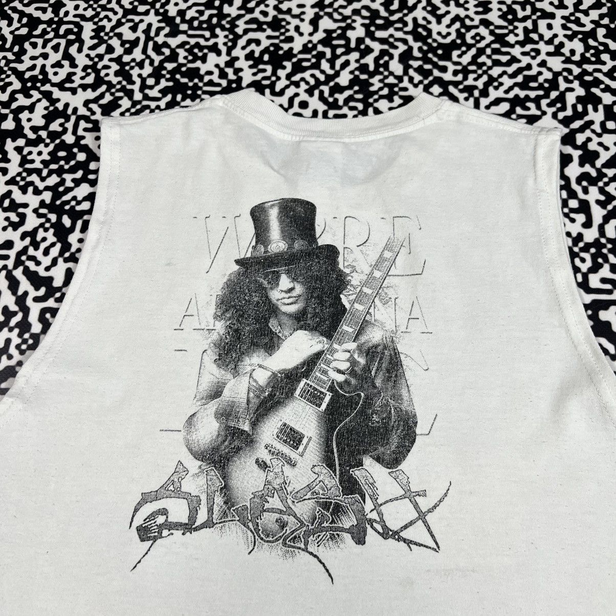 Band Tees Vintage Y2K Slash All Gonna Die Band Rock Guns Roses T-shirt Size US M / EU 48-50 / 2 - 9 Thumbnail