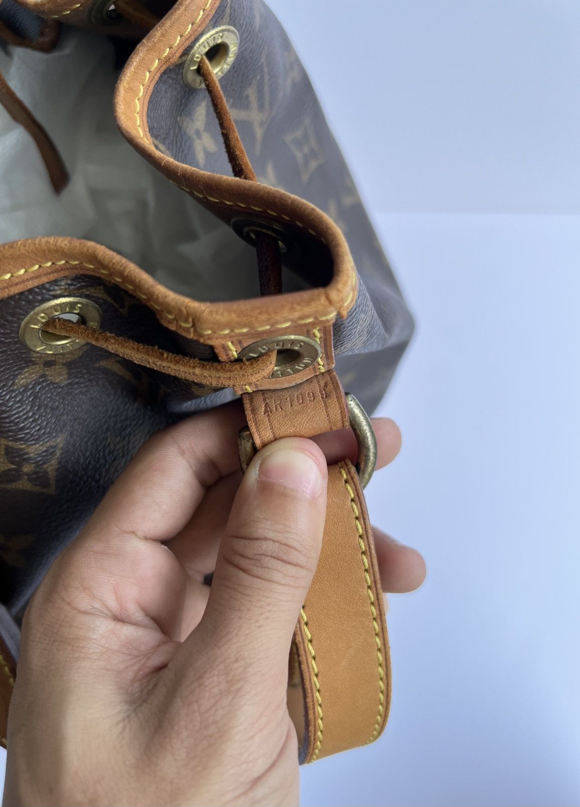 Louis Vuitton Louis Vuitton Noe GM Monogram Bucket Bag Size ONE SIZE - 15 Thumbnail