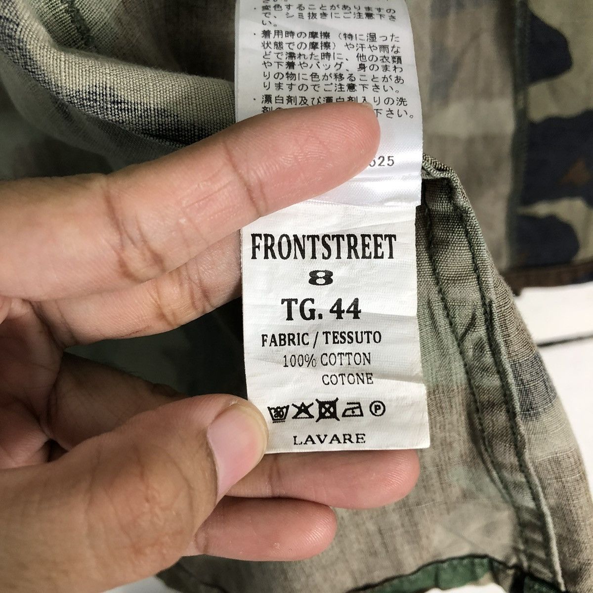 Japanese Brand 🔥Camo Jacket Multi Pocket Cargo Front Street Made in Italy Size US M / EU 48-50 / 2 - 21 Thumbnail