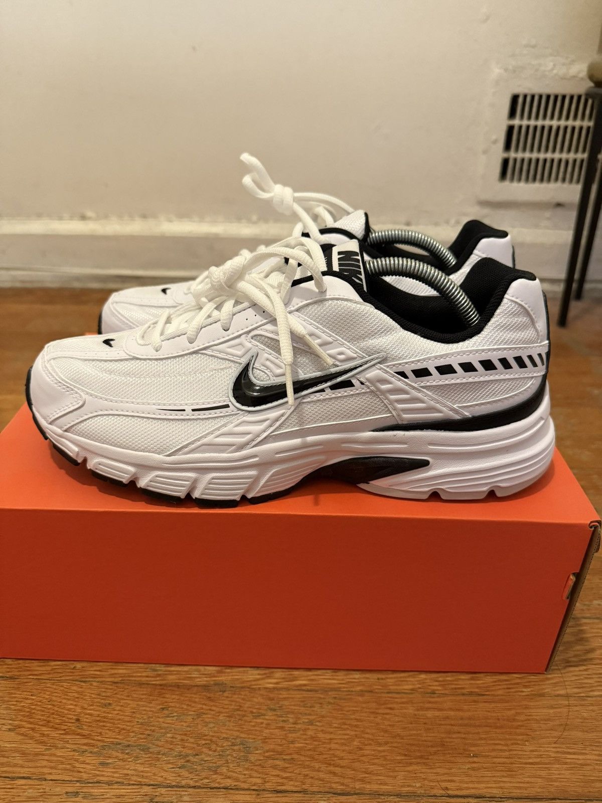 Nike Nike Initiator Size US 9.5 / EU 42-43 - 1 Thumbnail