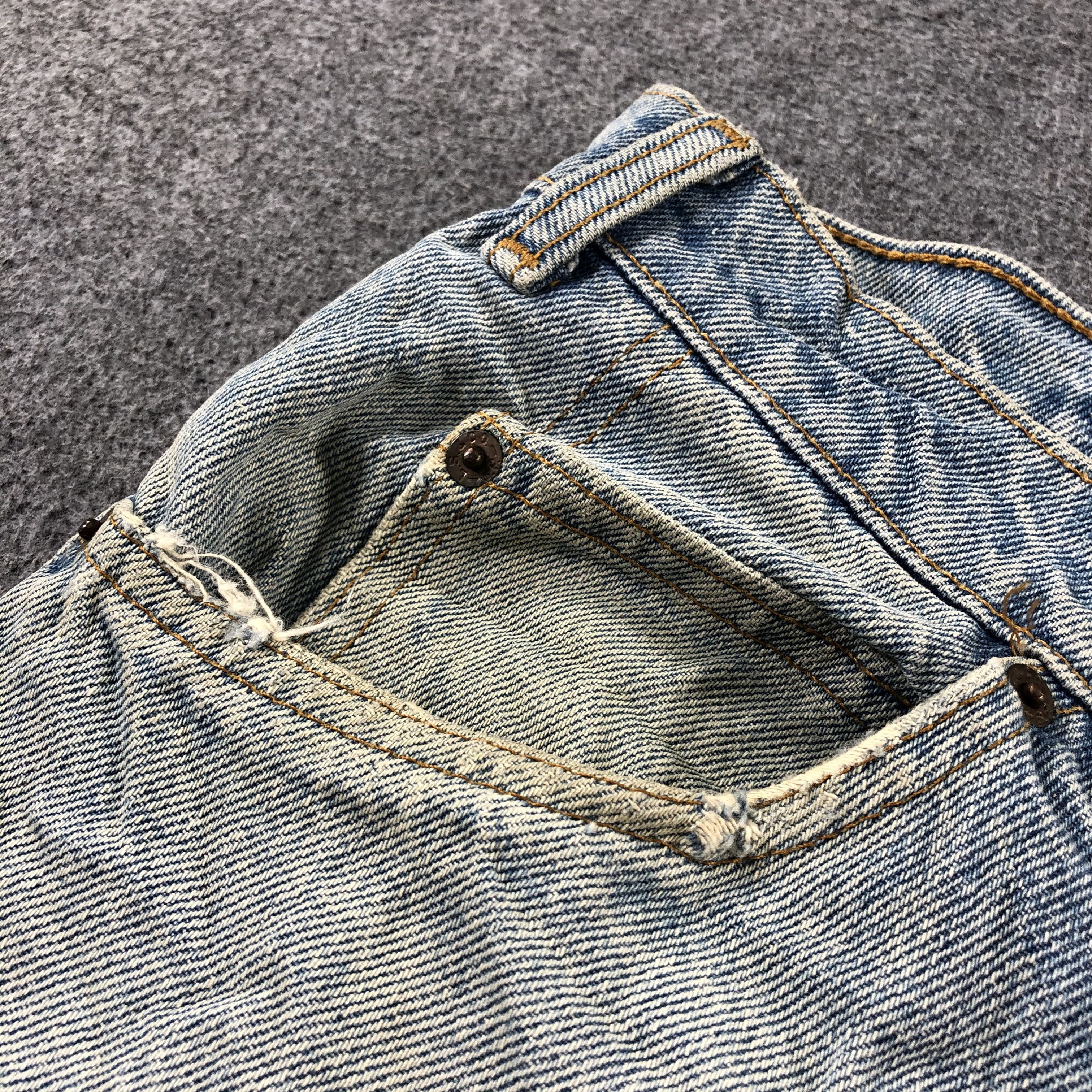 Levi's 90s Vintage Light Wash Levis Jeans-J2644 Size US 43 - 8 Thumbnail