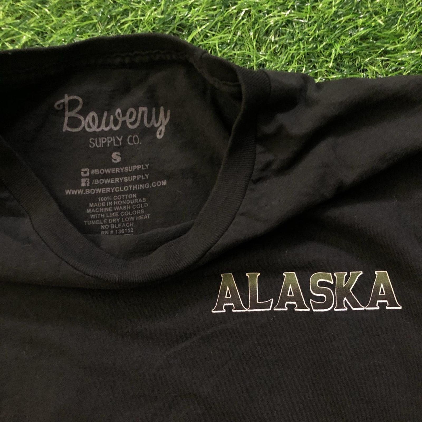 Other Black ‘Alaska’ Graphic Tee Size US S / EU 44-46 / 1 - 3 Thumbnail
