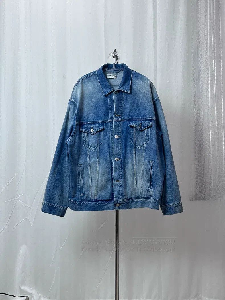 Balenciaga Balenciaga Spray Painted Double B Glow in the Dark Denim J Size US M / EU 48-50 / 2 - 1 Thumbnail