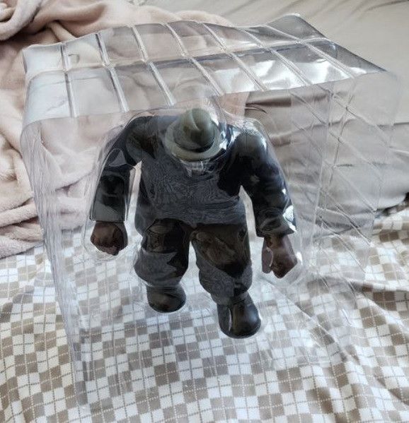 Other KID ROBOT MF DOOM FIGURE GRAY VARIANT (RARE) Size US XL / EU 56 / 4 - 2 Thumbnail