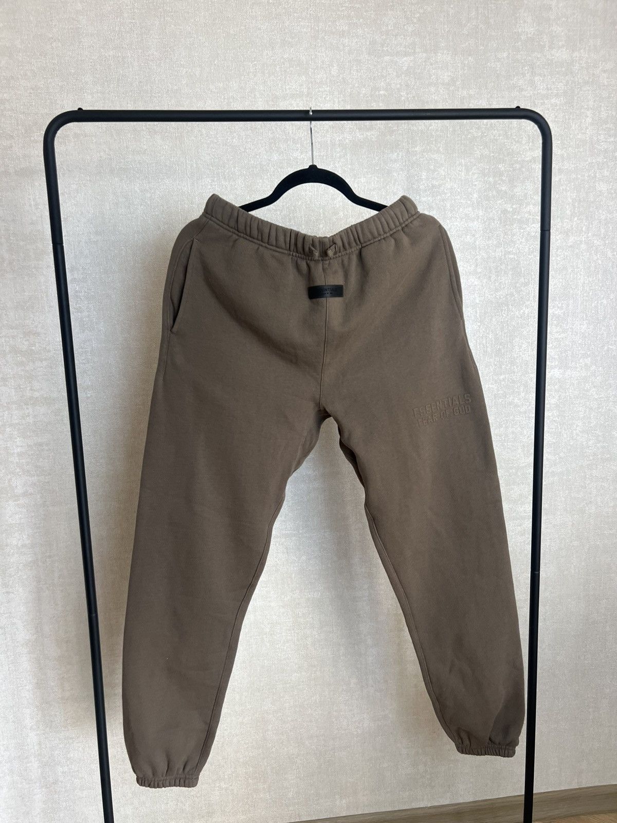 Essentials × Fear of God Essentials fear of god pants Size US 32 / EU 48 - 1 Thumbnail