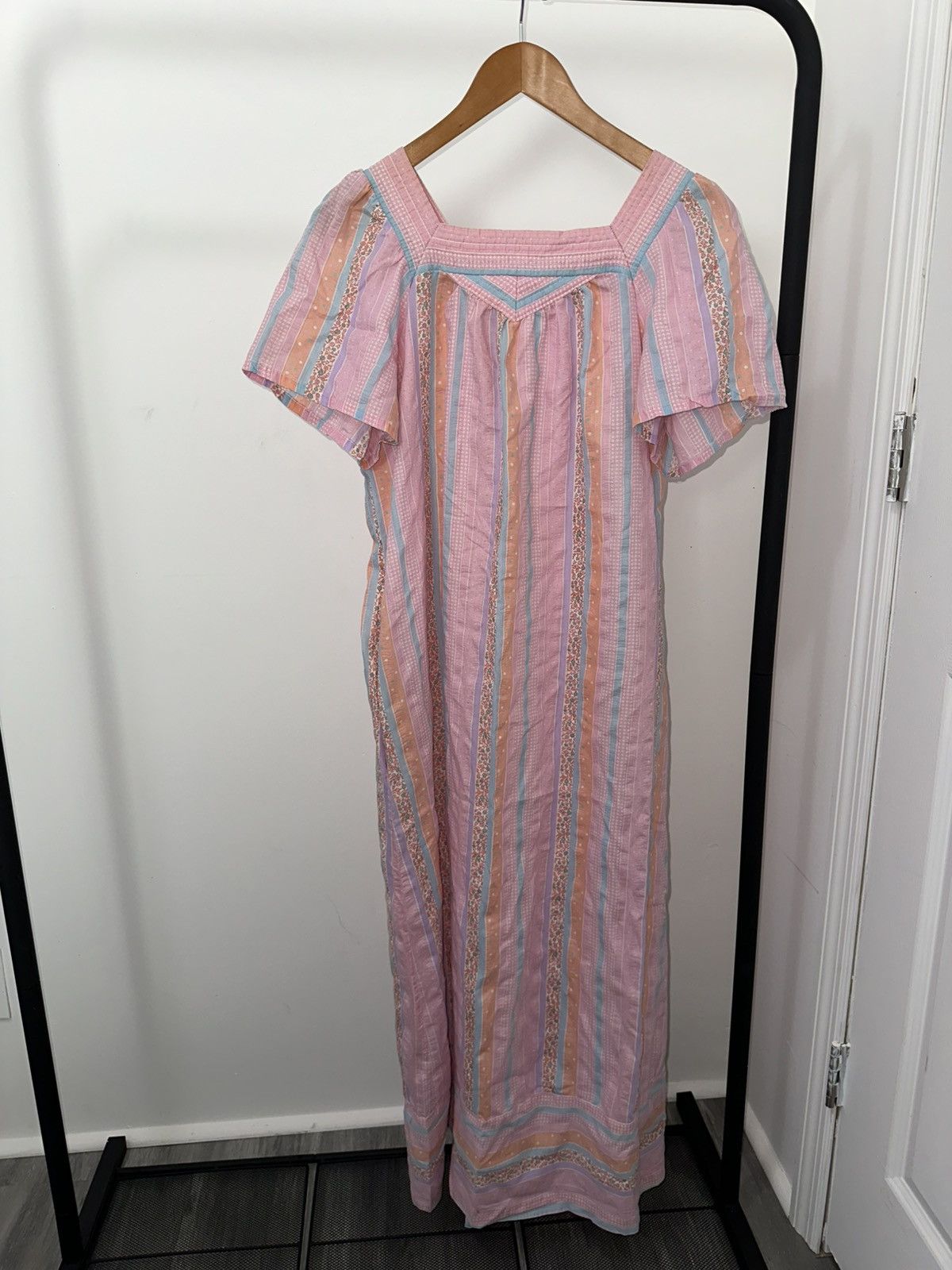 Vintage Vintage Boho 1970s Tiffany Loungewear Dress pastel pink chic Size S / US 4 / IT 40 - 3 Thumbnail