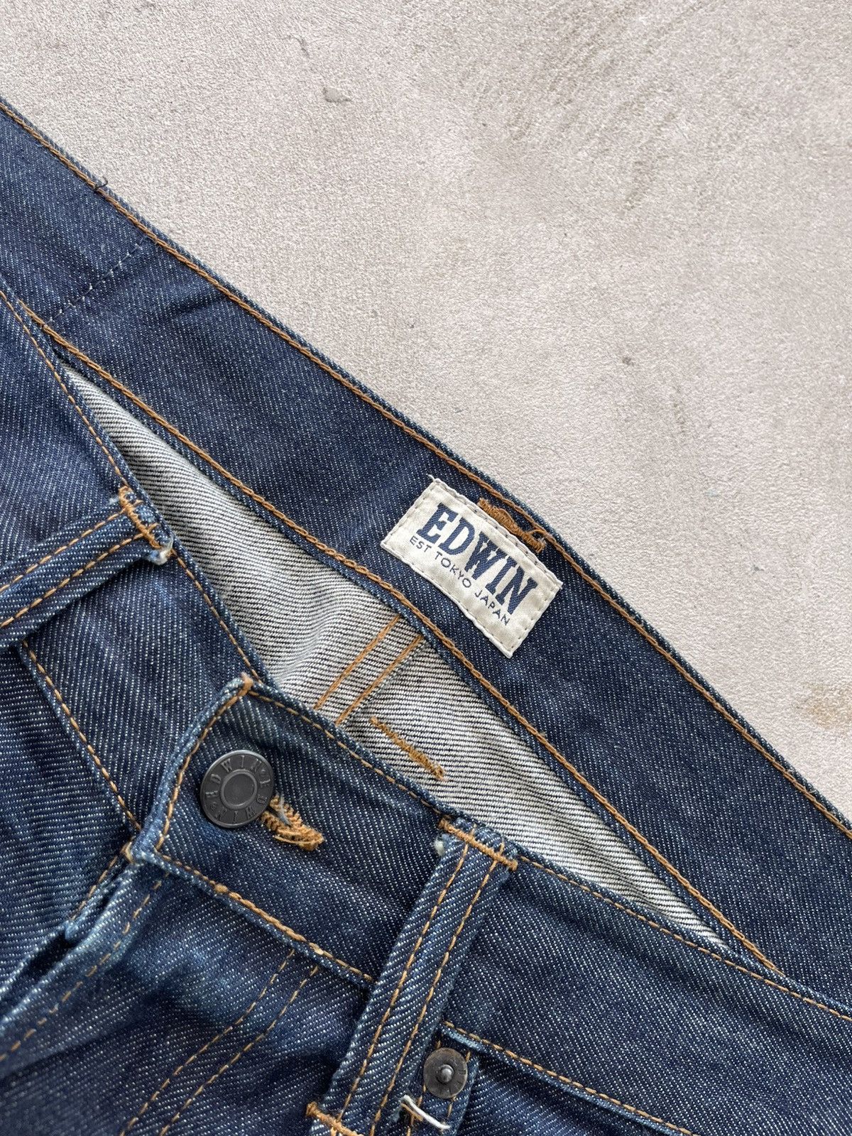 Edwin Vintage Edwin Japanese Faded Denim Jeans 33/32 Blue Y2K Size US 33 - 21 Thumbnail