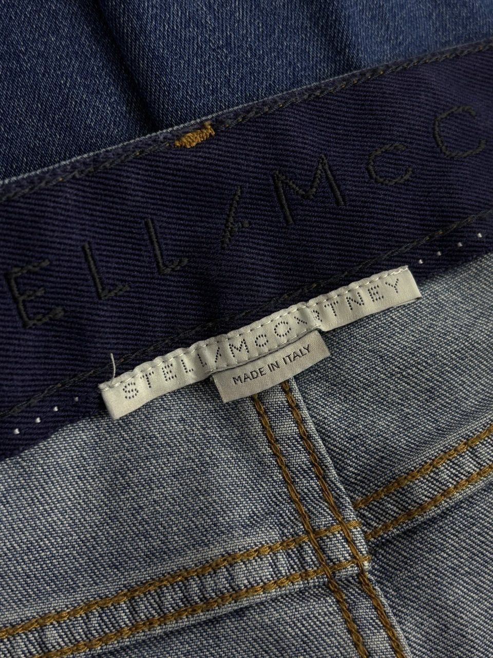 Stella McCartney Stella McCartney Rhinestones Floral Mid Rise Straight Jeans Size 28" / US 6 / IT 42 - 18 Thumbnail