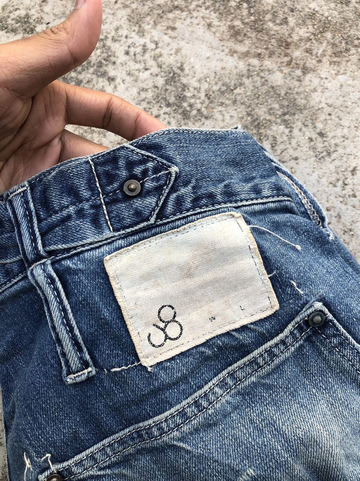Johnbull SELVEDGE BUCKLE BACK DISTRESSED DENIM Size US 30 / EU 46 - 7 Thumbnail