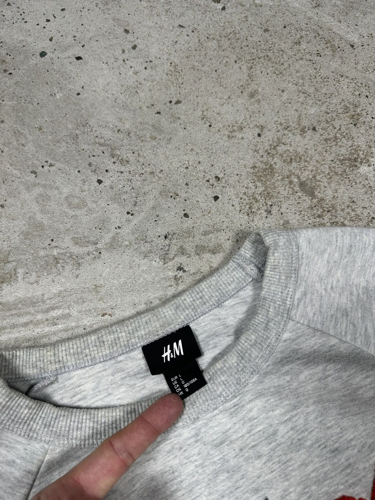 Band Tees × H&M H&M x The Weeknd Grey Crewneck Sweatshirt Size US L / EU 52-54 / 3 - 10 Thumbnail