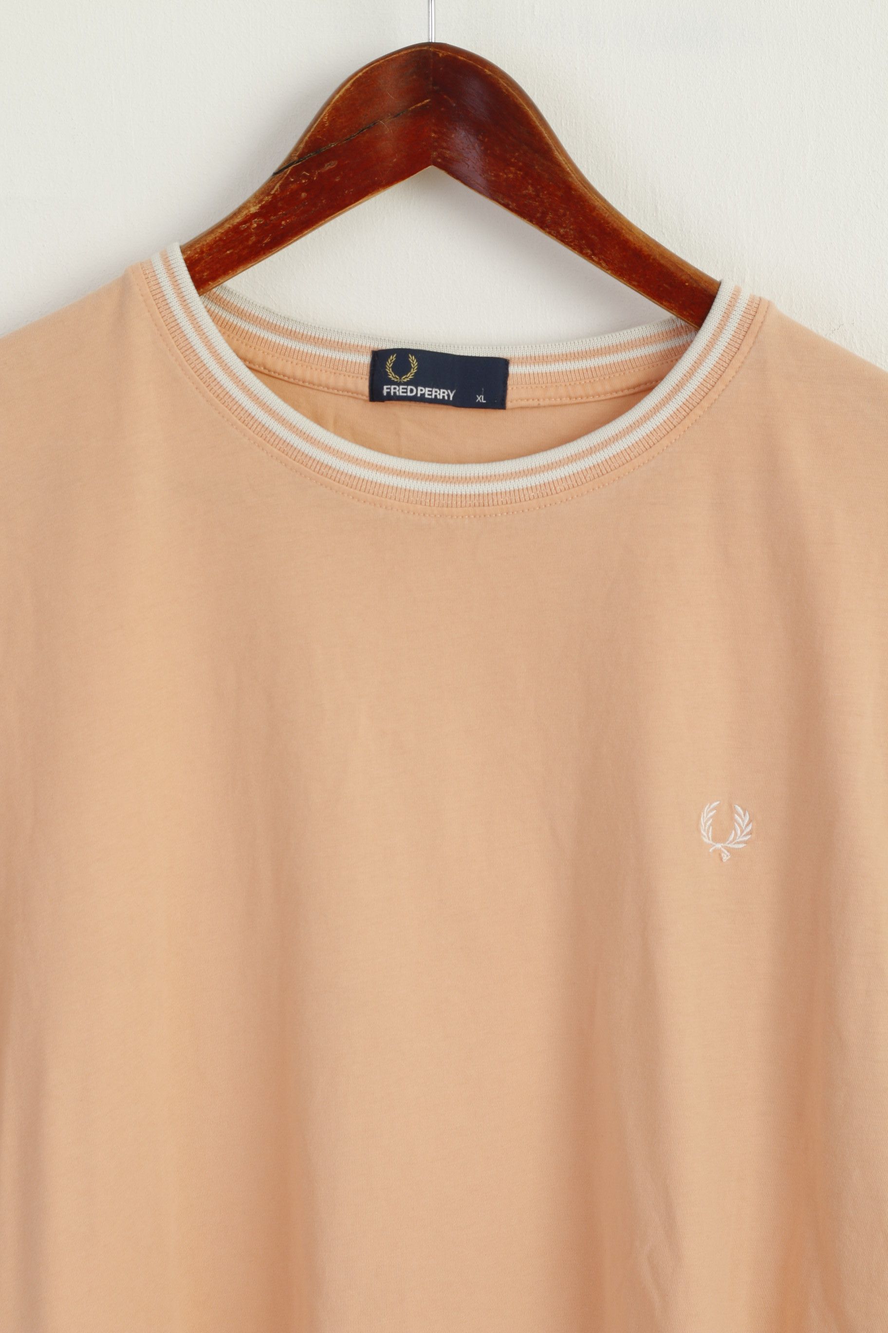 Fred Perry Fred Perry Men L / XL Shirt Peach 100% Cotton 1202 Size US L / EU 52-54 / 3 - 3 Thumbnail