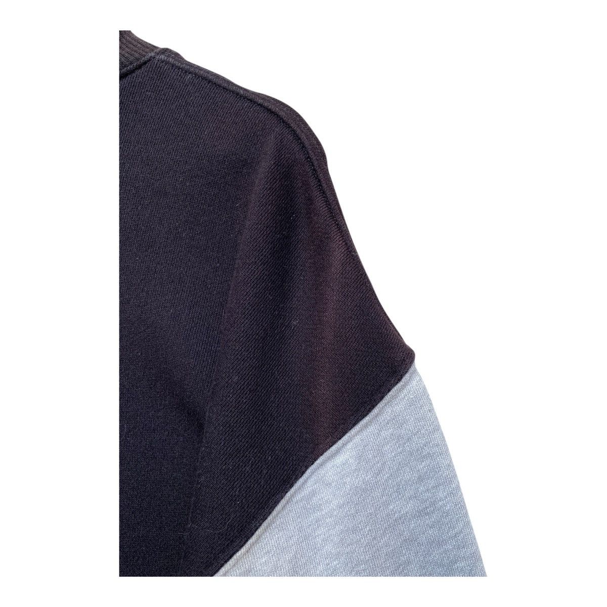 Valentino Valentino Jeans Sweatshirt Pocket Pullover Jumper Size 50 Size US M / EU 48-50 / 2 - 8 Thumbnail