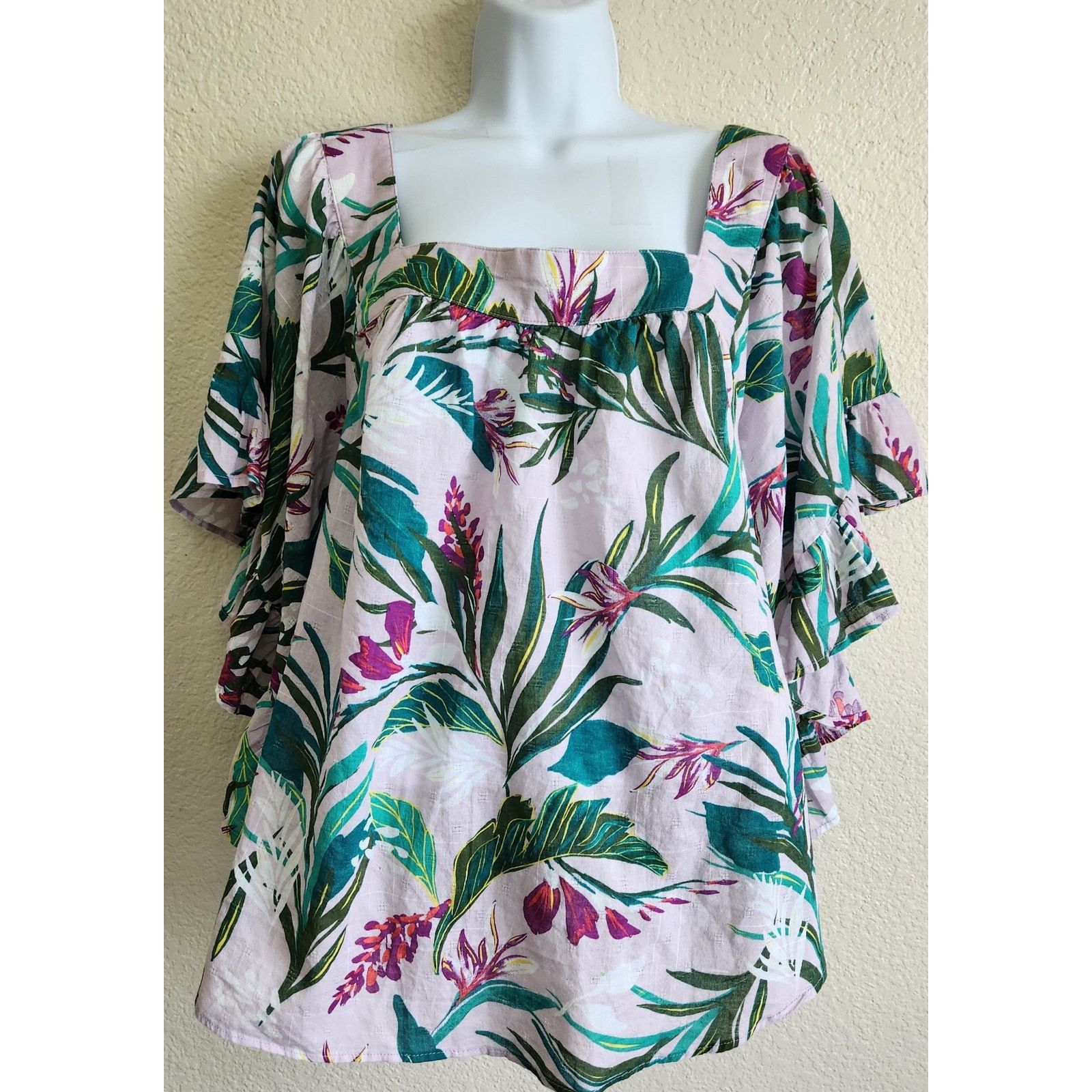 Other Terra & Sky Purple Green Floral Ruffled Sleeve Top 2X NWT Size XXL / US 16-18 / IT 52-54 - 1 Thumbnail
