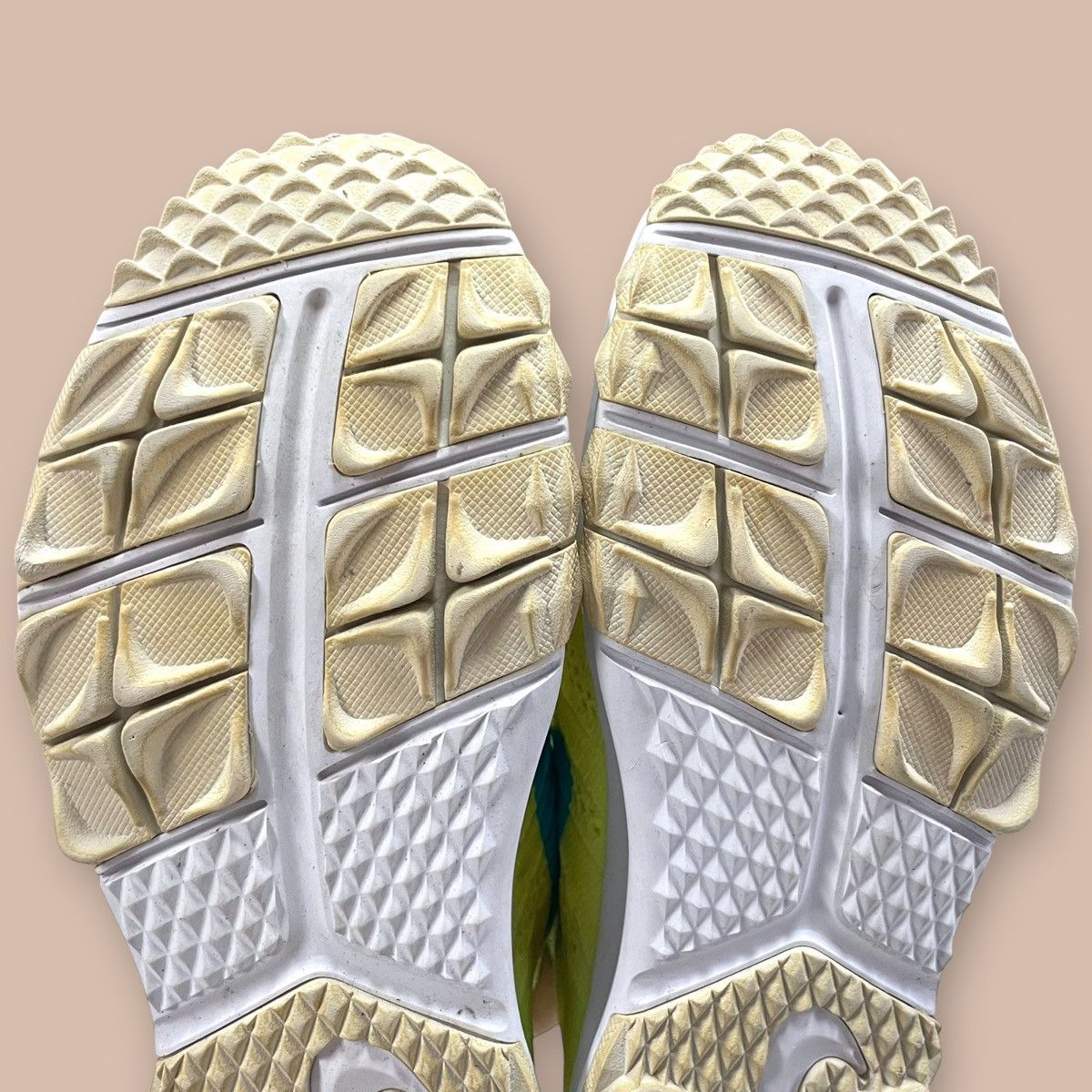 Nike Nike Flyknit Chukka Spikeless Golf Shoes Size US 6 / EU 39 - 20 Thumbnail