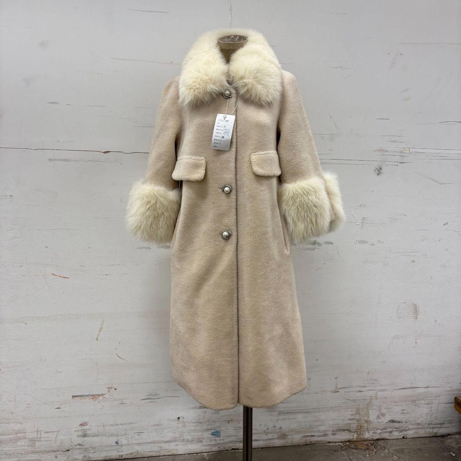 Other Vintage Y2K Cream Fleece Princess Coat with Genuine Fox Fur Size M / US 6-8 / IT 42-44 - 1 Thumbnail