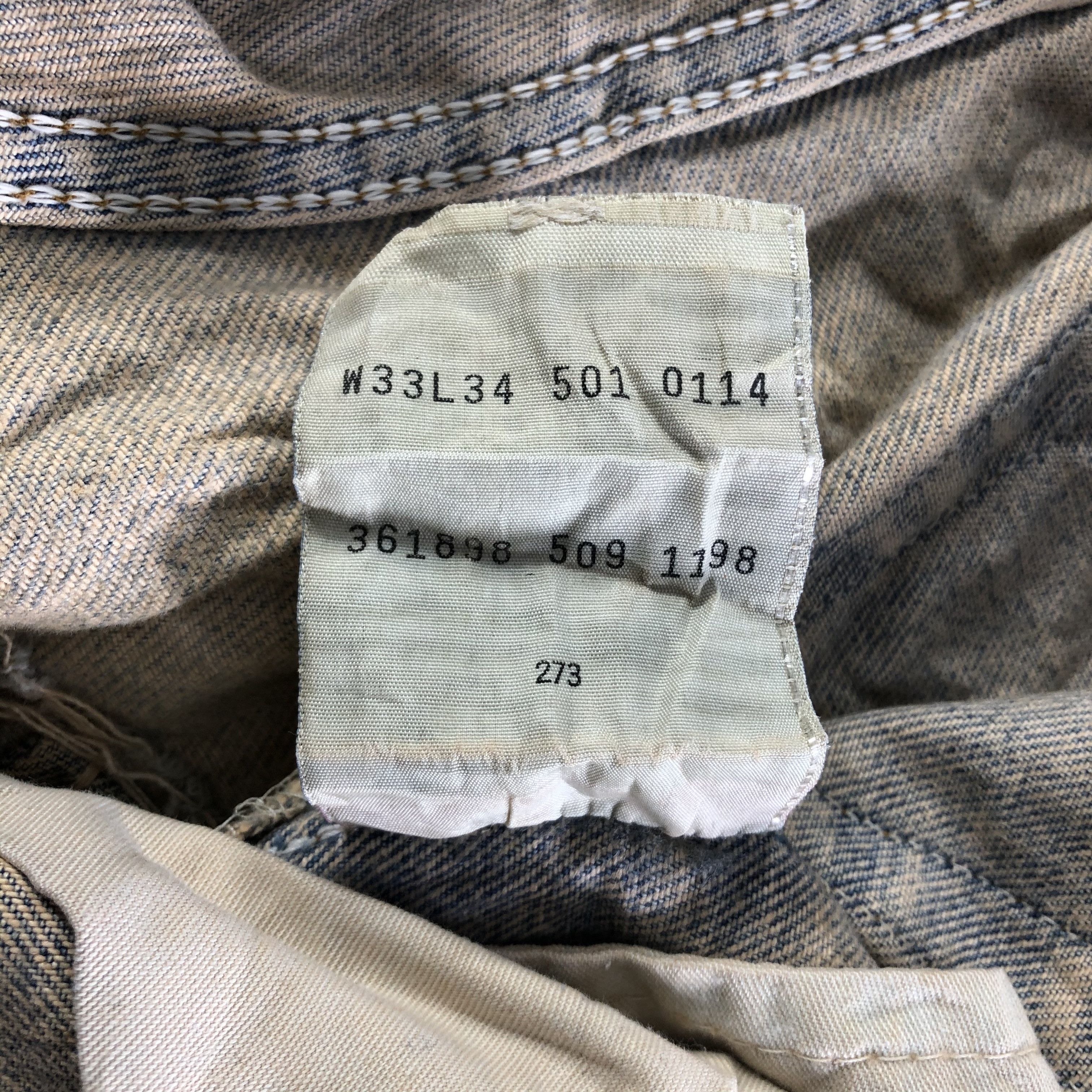 Levi's Vintage 90s Light Wash Levis 501 Jeans-J4602 Size US 33 - 11 Thumbnail