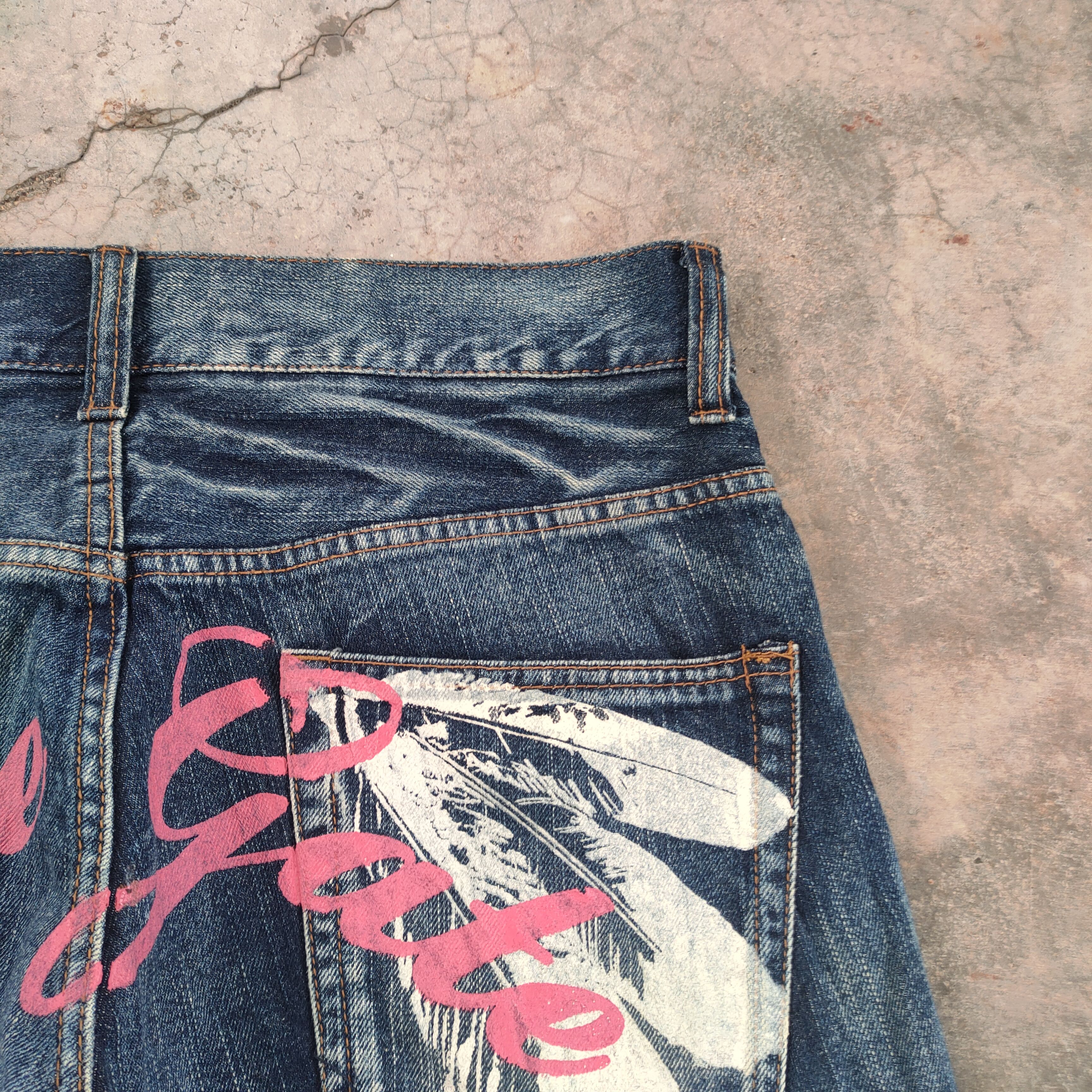 Japanese Brand VINTAGE JAPANESE WING FADED DISTRESSED JEANS PANTS Size US 33 - 10 Thumbnail