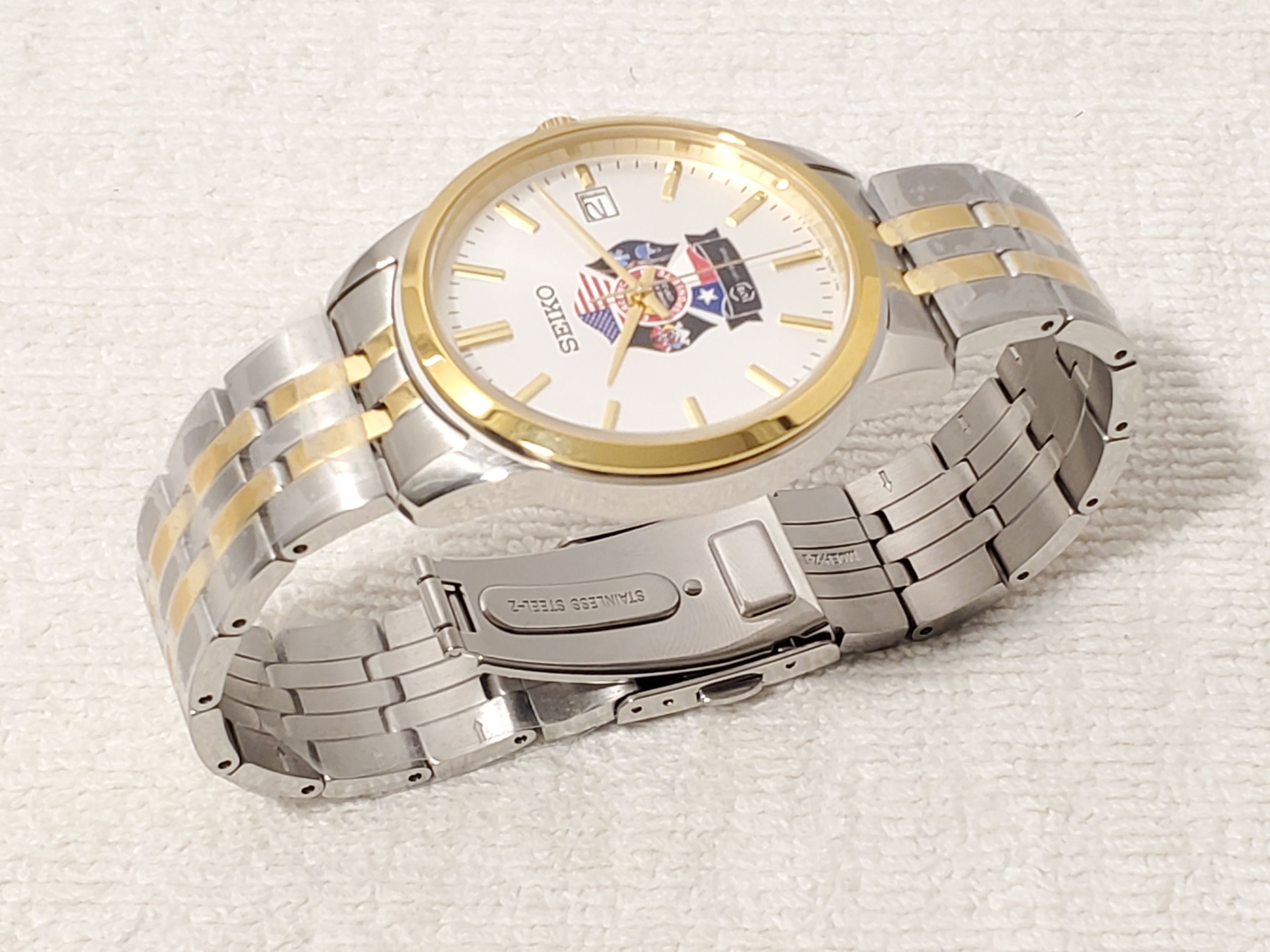 Seiko Seiko Men Date Stainless Steel Watch Silver Dial WR 50M Size 40 - 4 Thumbnail