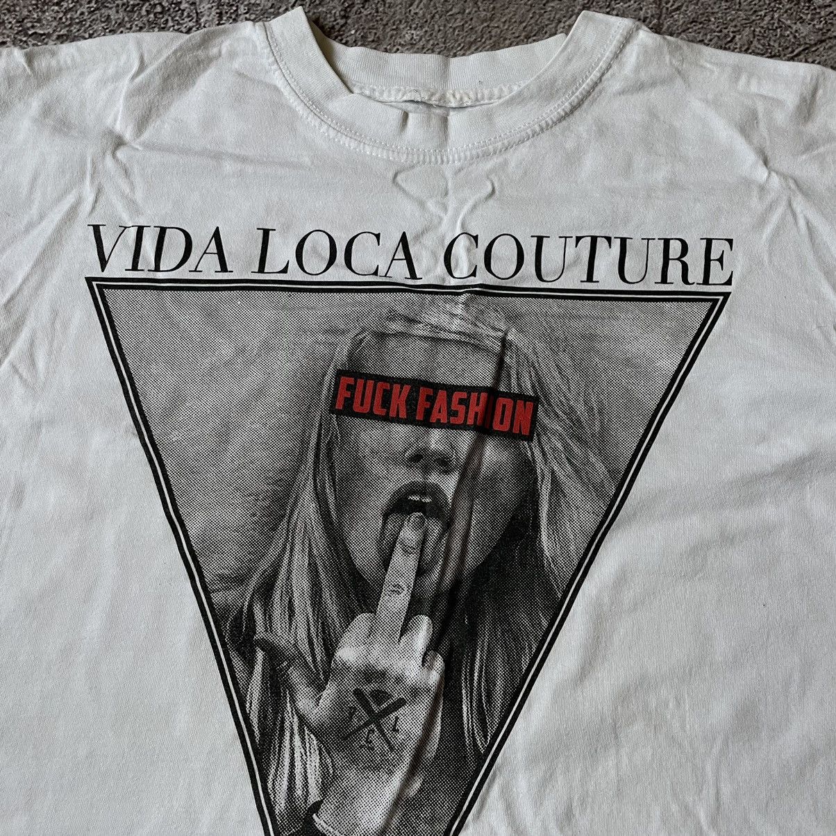 Vintage Vintage Y2K Graphic Tee Sun Faded Streetwear Underground M Size US M / EU 48-50 / 2 - 3 Thumbnail