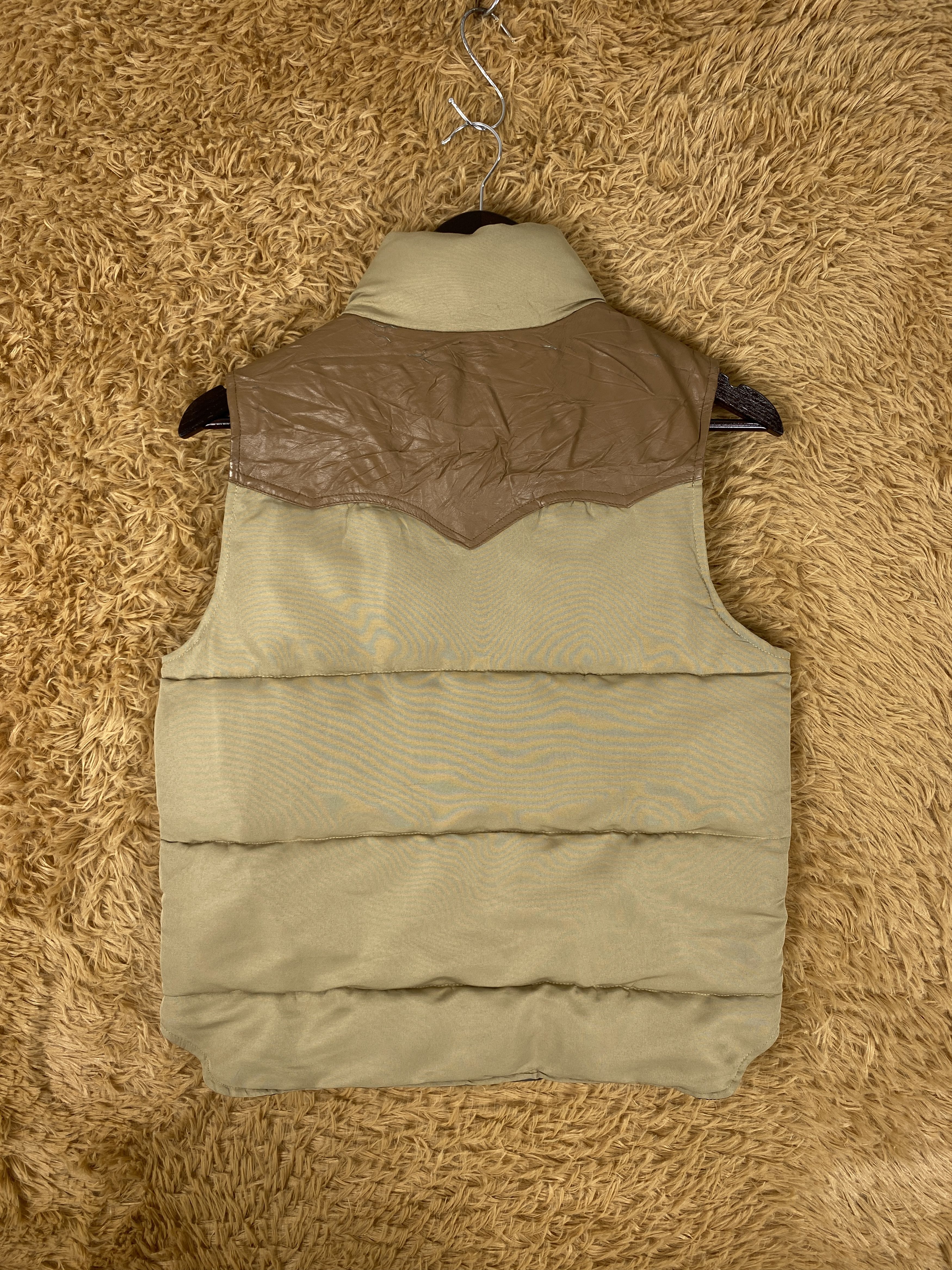 Japanese Brand Vintage Jungle Storm Puffer Camouflage Lining Vest Size US S / EU 44-46 / 1 - 5 Thumbnail