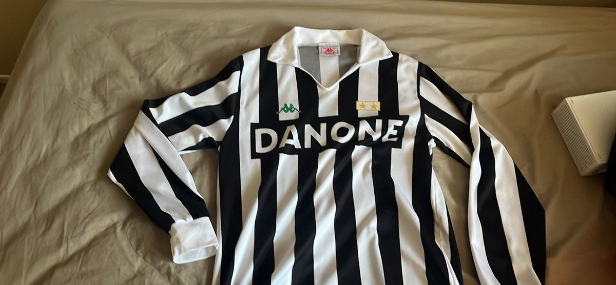 Kappa Vintage Juventus 1992-94 home long sleeve vintage Size US M / EU 48-50 / 2 - 1 Thumbnail