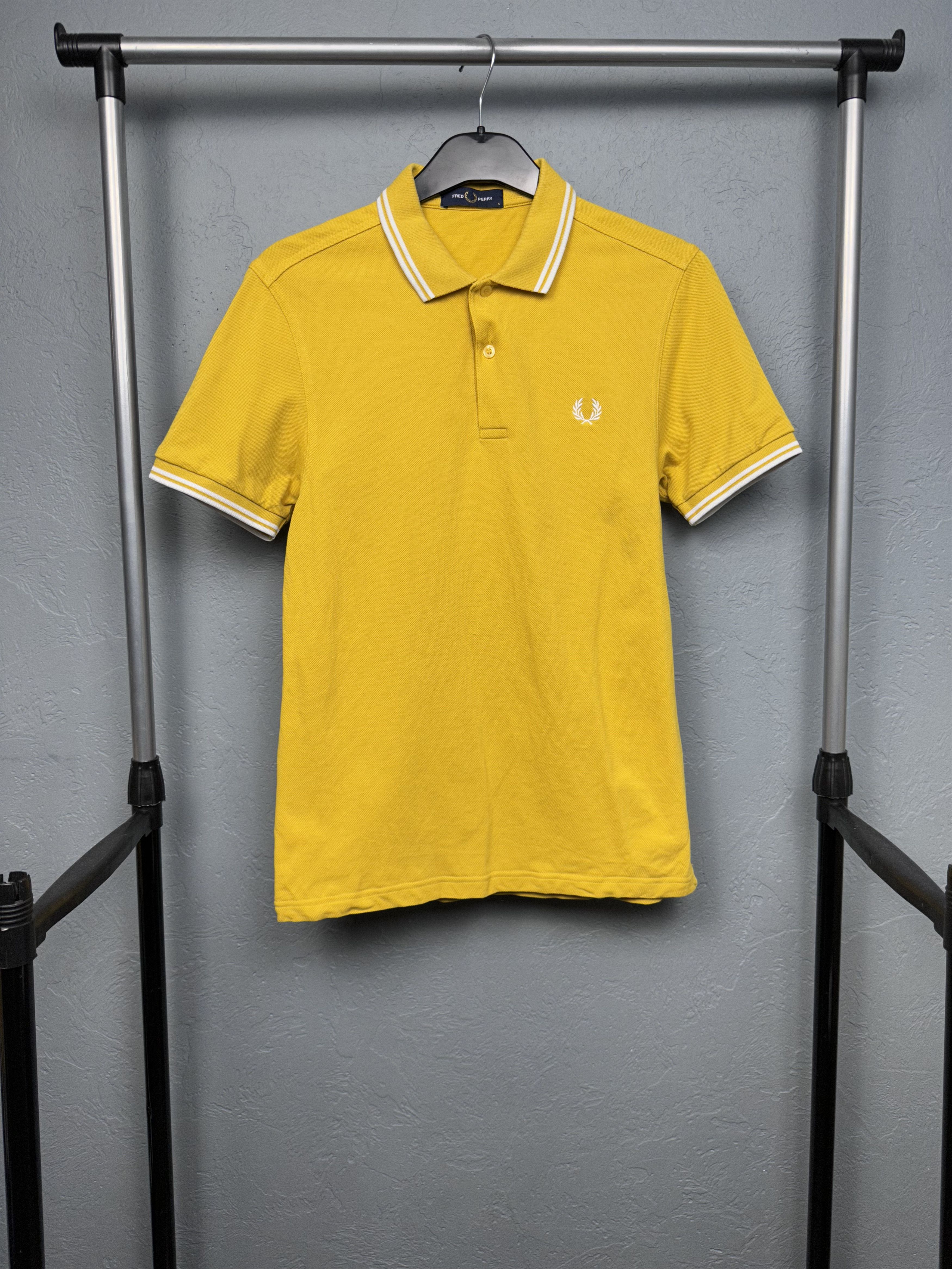 Fred Perry × Vintage Fred Perry Vintage Mens Polo Shirt Size S Size US S / EU 44-46 / 1 - 1 Thumbnail