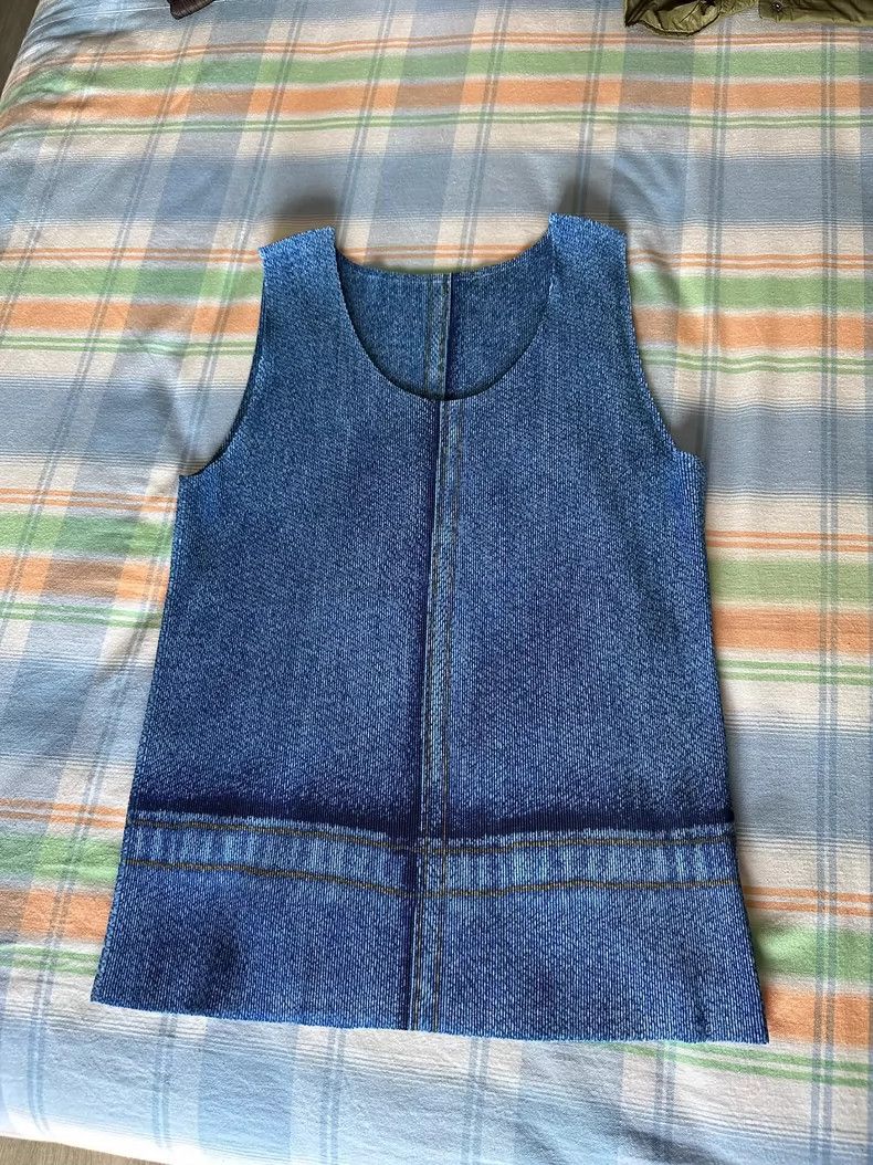 Issey Miyake Issey Miyake size:3 Blue vest Size M / US 6-8 / IT 42-44 - 1 Thumbnail