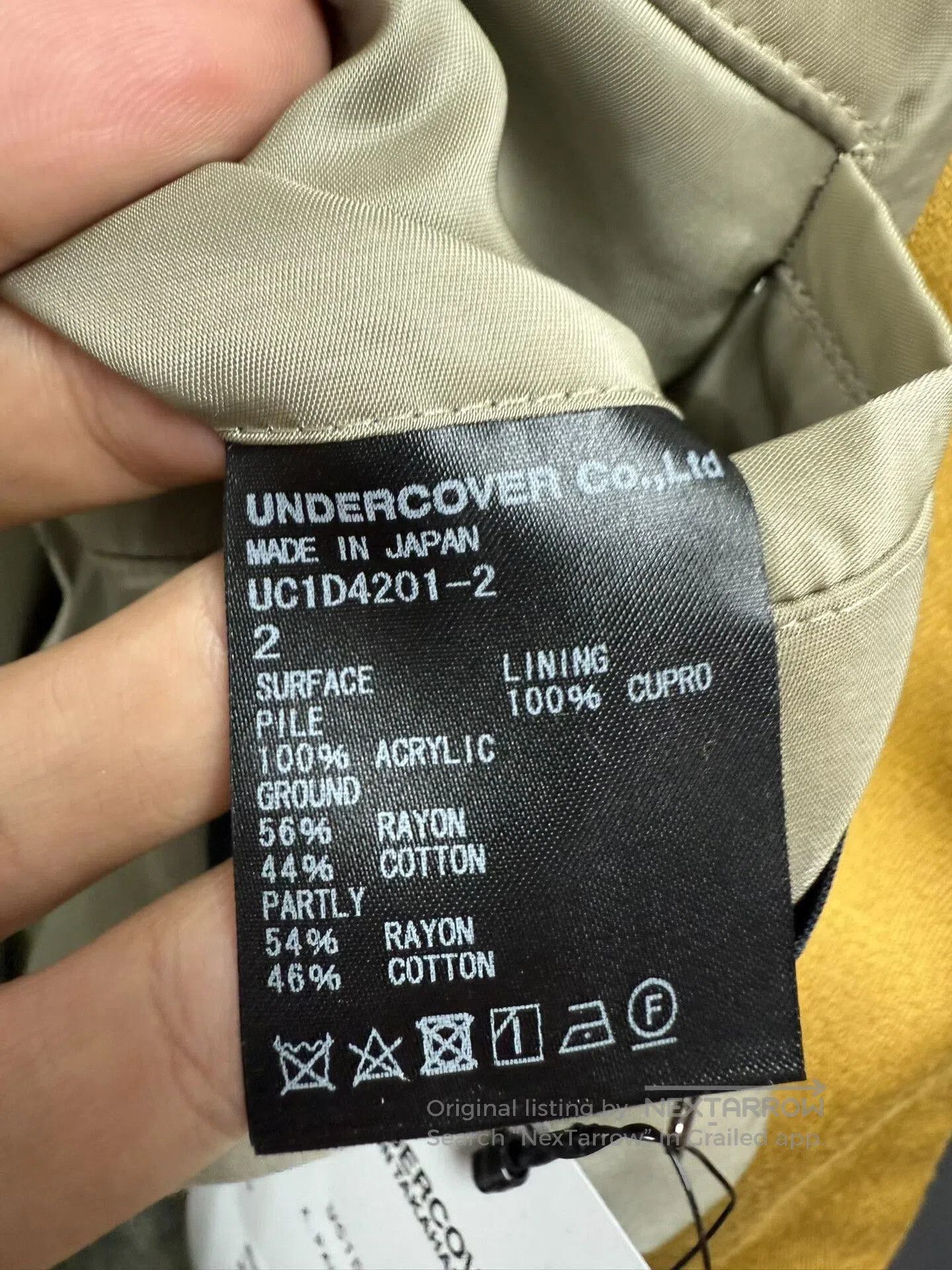 Comme des Garcons velvety jacquard jacket with zigzag detailing. Size US M / EU 48-50 / 2 - 8 Thumbnail