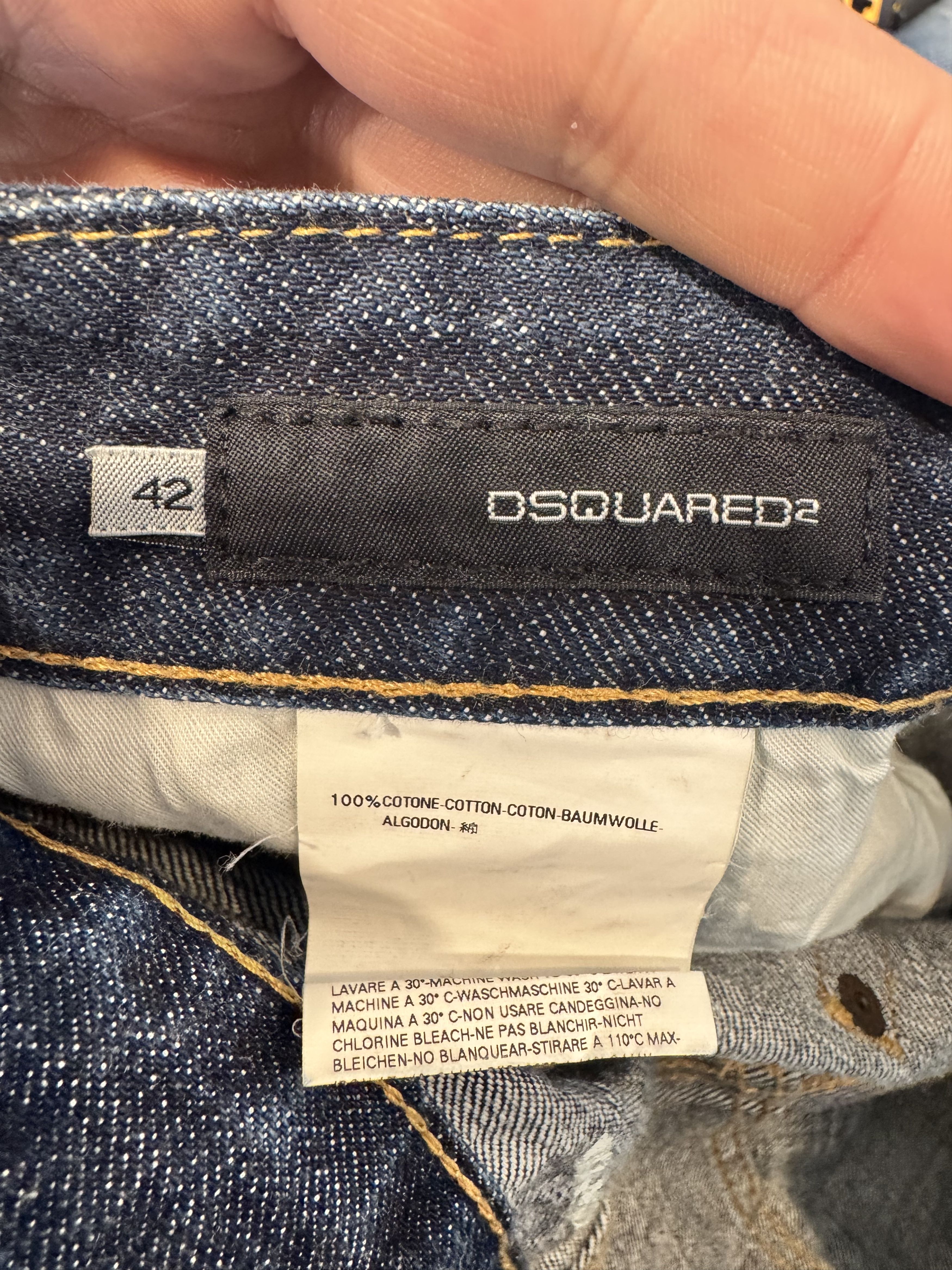 Dsquared2 denim capri shorts designer dsquared Size 32" / US 10 / IT 46 - 4 Thumbnail
