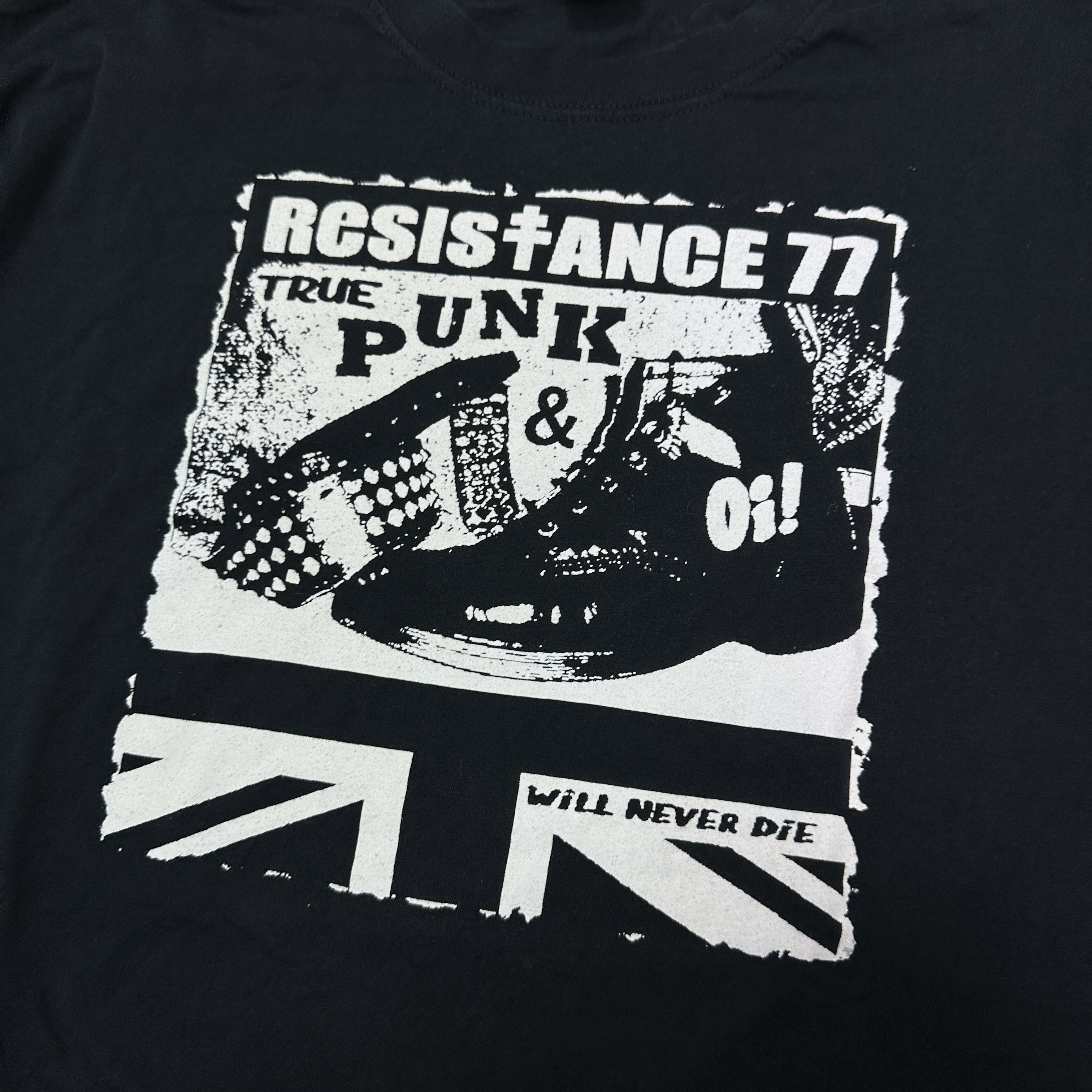 Vintage Vintage Streetwear Resistance 77 Punk Band T-shirt 00s Size US XXL / EU 58 / 5 - 2 Thumbnail