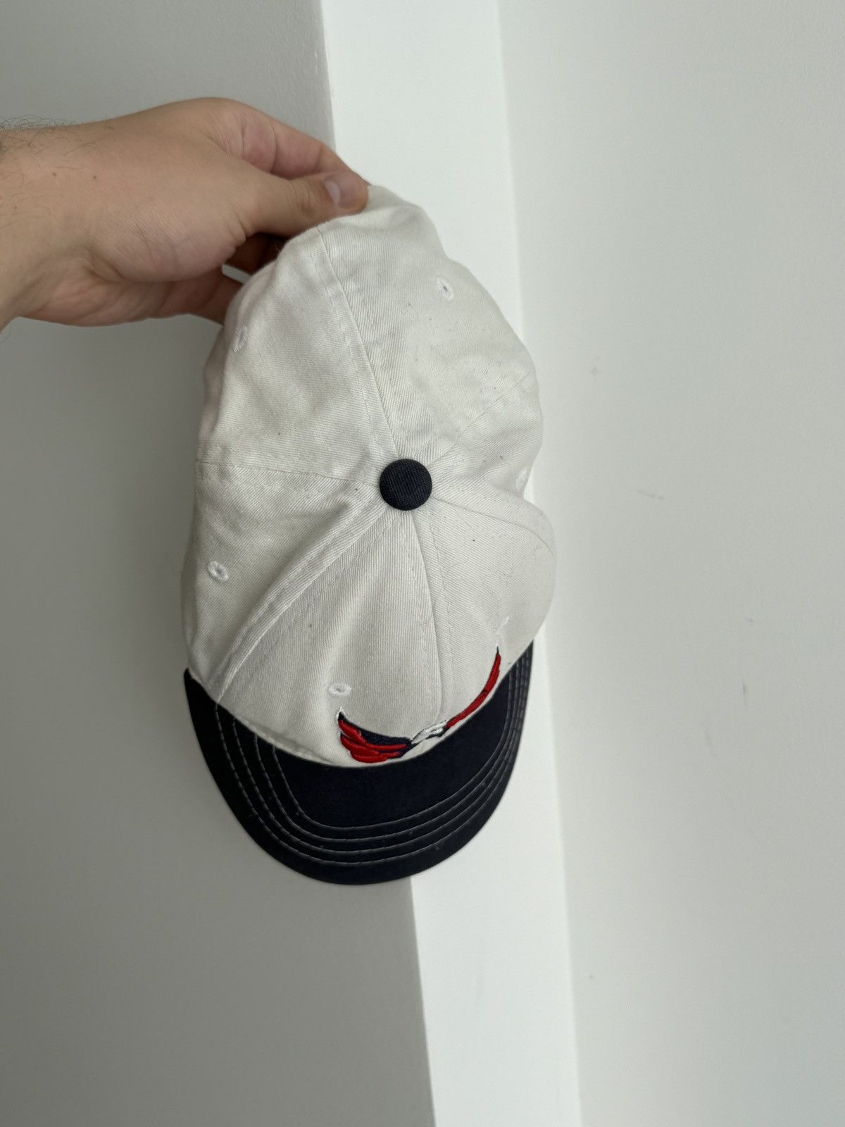 NHL Wachington Capitals Vintage Zephyr NHL Cap Size ONE SIZE - 4 Thumbnail