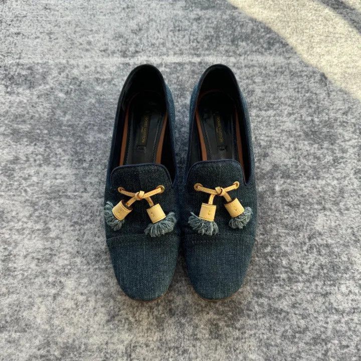 Louis Vuitton Louis Vuitton Stylish Denim Loafers for Women -2508 Size US 7 / IT 37 - 2 Thumbnail