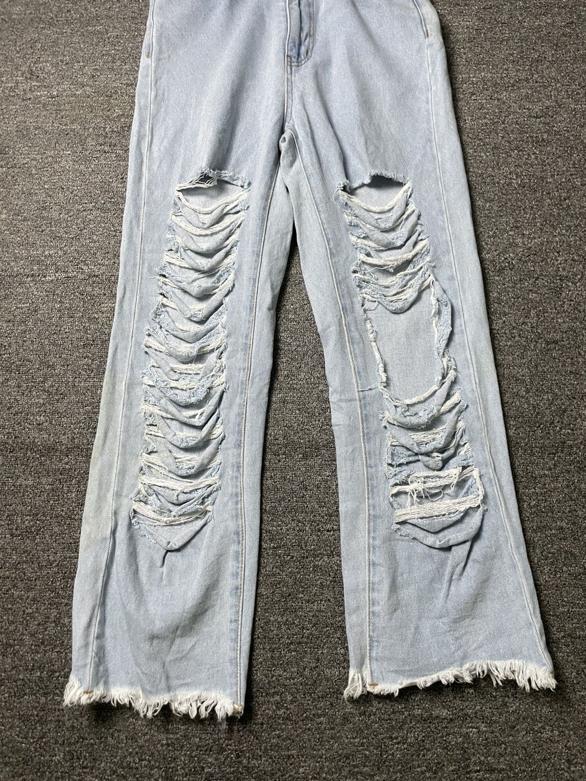 Japanese Brand WEGO Brand Destroyed Denim Jeans (62) Size US 26 / EU 42 - 3 Thumbnail