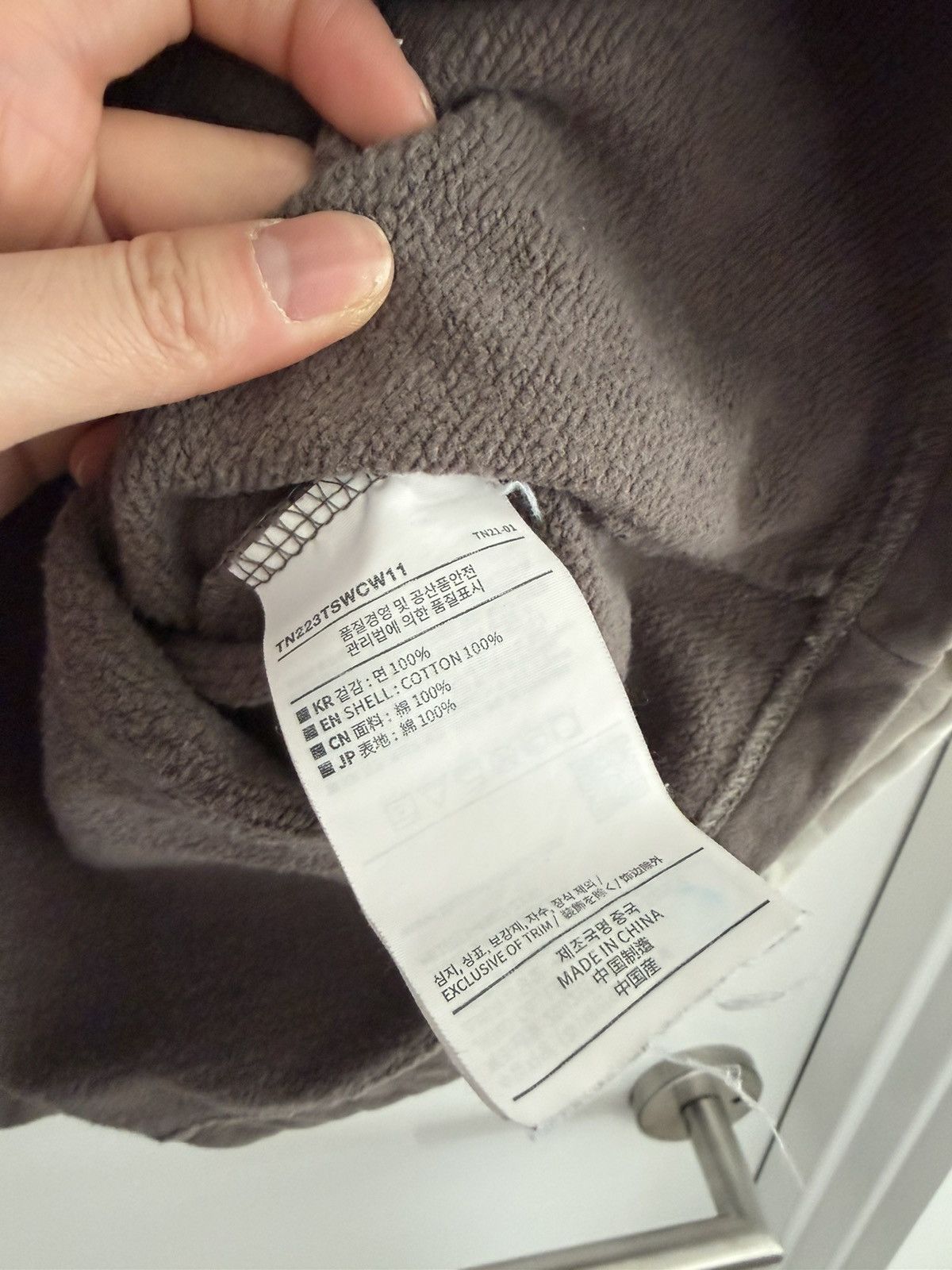 thisisneverthat Thisisneverthat Sweatshirt size M Size US M / EU 48-50 / 2 - 3 Thumbnail