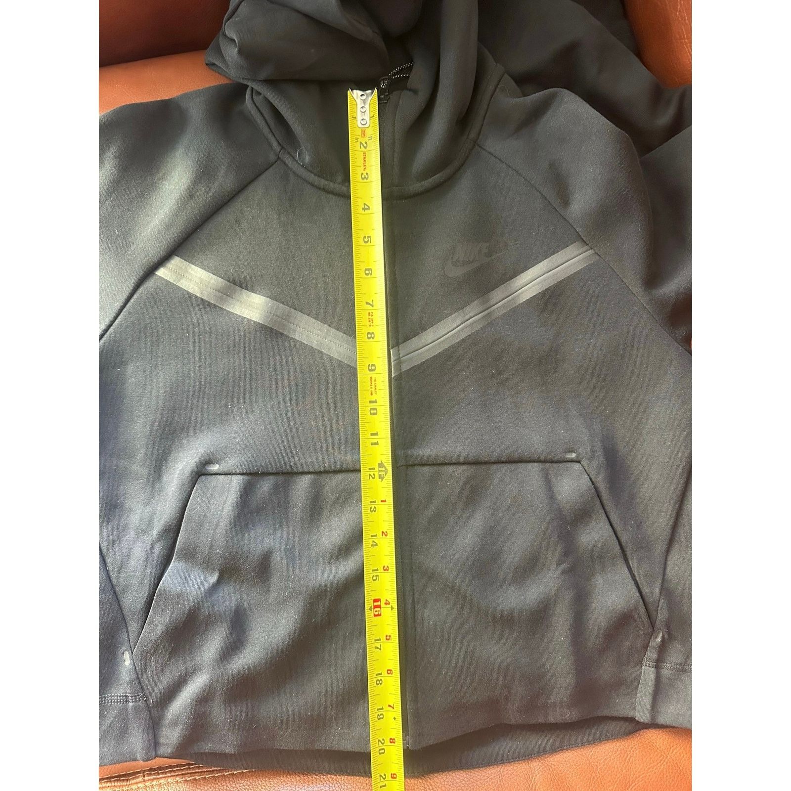 Nike Nike Women's Tech Fleece Jacket Black CW4298-010 - Size S Size US S / EU 44-46 / 1 - 7 Thumbnail