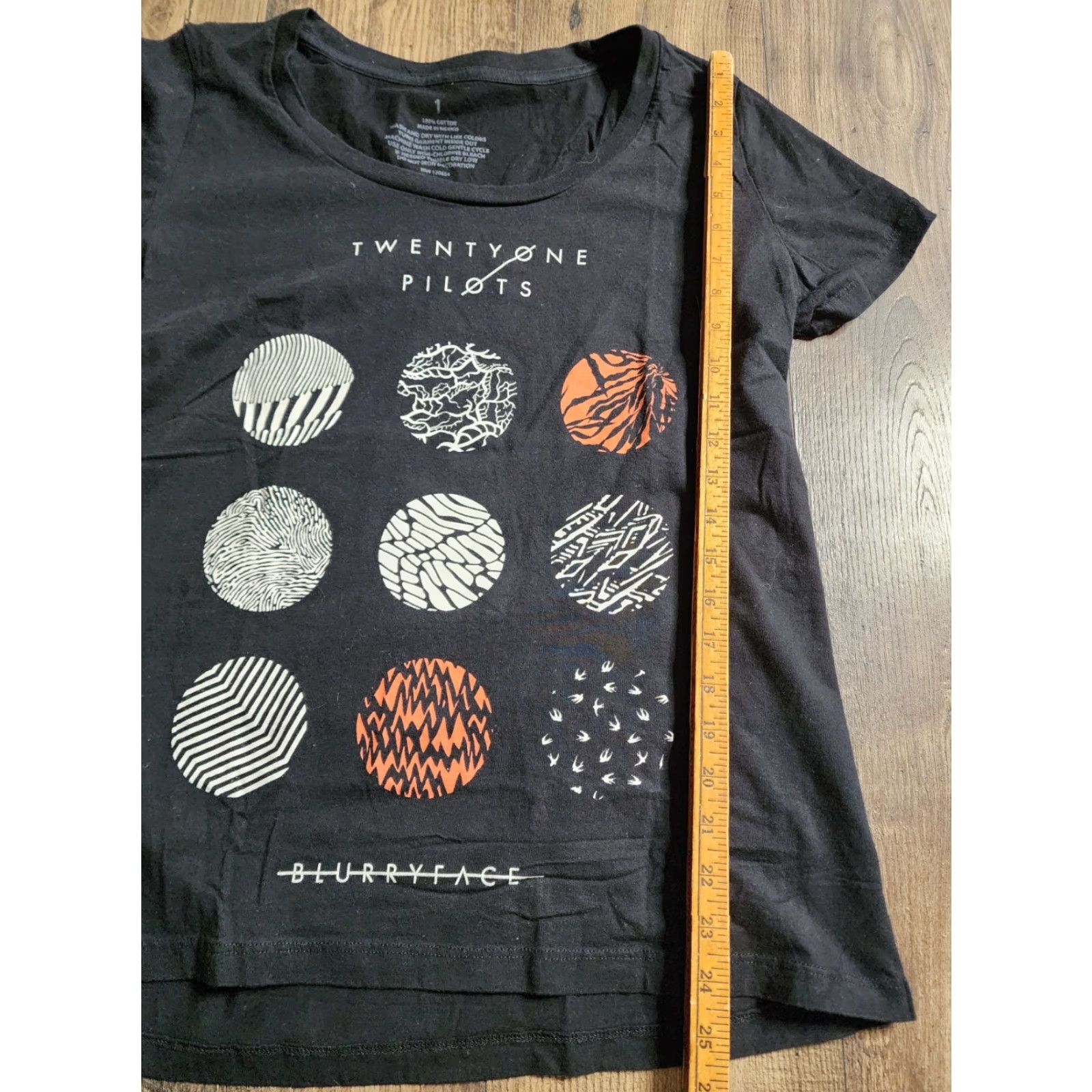Vintage Womens 1X T Shirt Black 21 Twenty One Pilots Blurry Face Band Tee Short Sleeve Round Neck Womens Plus Size 1X Size XL / US 12-14 / IT 48-50 - 4 Thumbnail