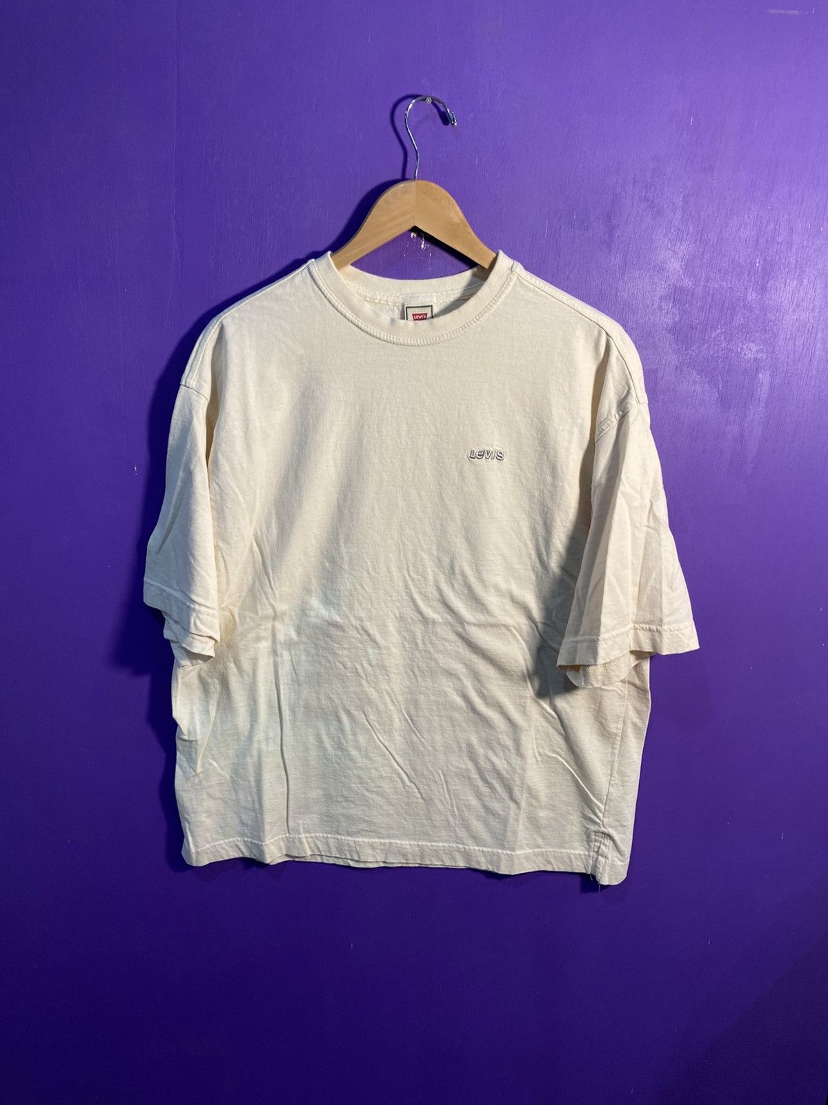 Levi's Vintage 90s Levis simple embroidered logo tee Size US L / EU 52-54 / 3 - 1 Thumbnail