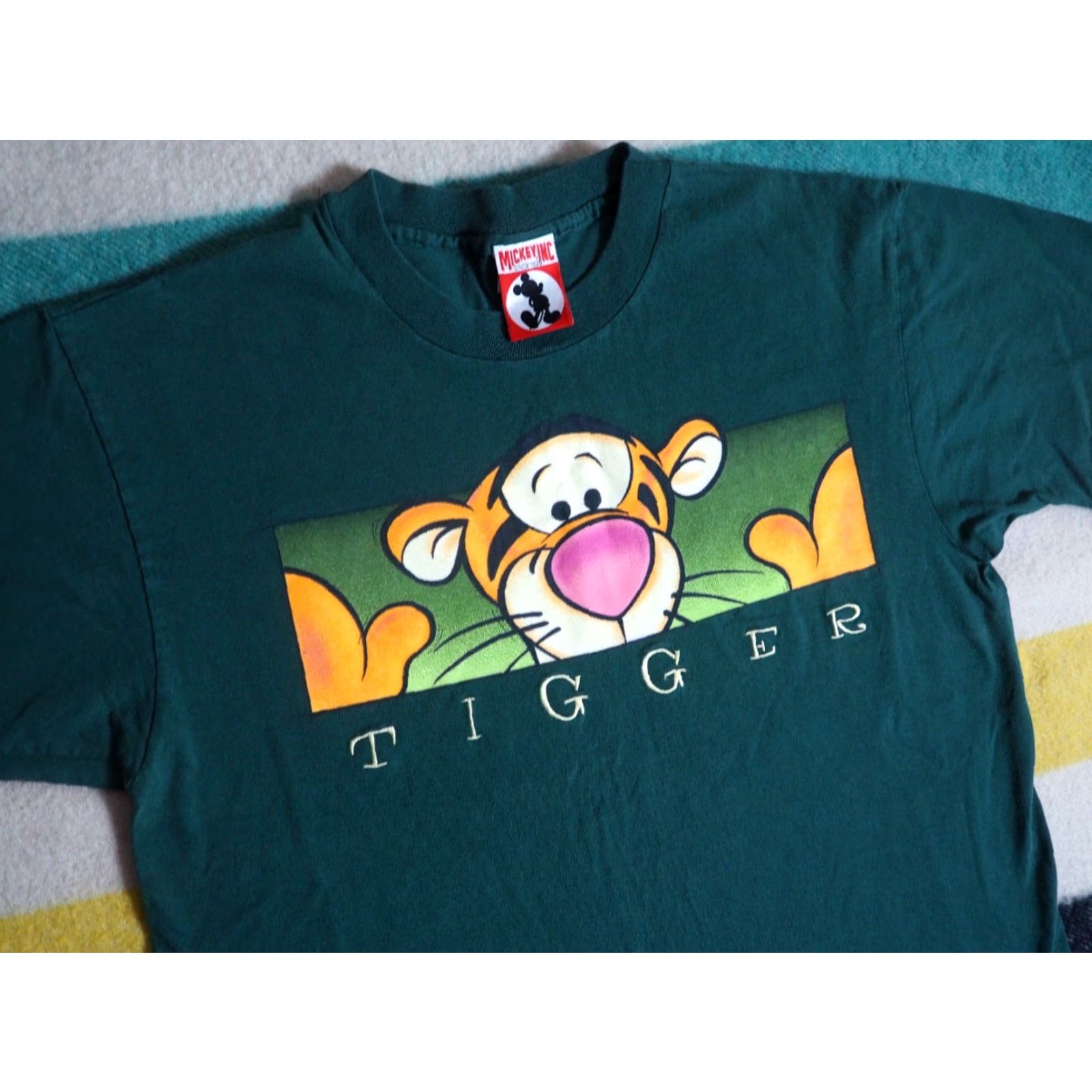 Disney VINTAGE 90s Disney Mickey Inc Winnie Pooh Tigger Green USA Art Tee Shirt Mens L Size US L / EU 52-54 / 3 - 2 Thumbnail