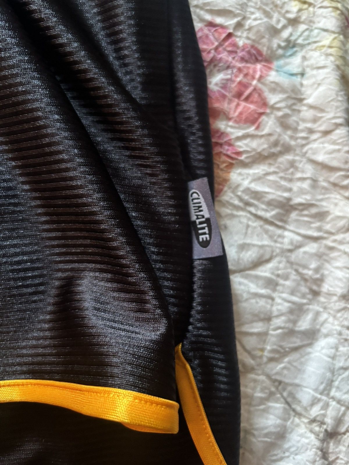 Adidas Real Madrid 90s 2025 jersey remake Size US XL / EU 56 / 4 - 3 Thumbnail