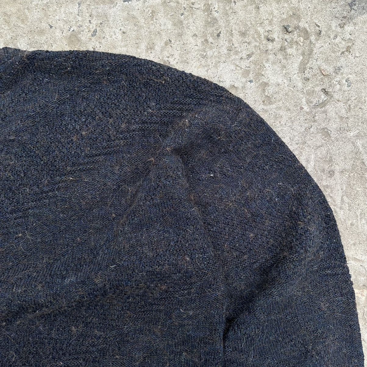 Vintage Vintage Knit Sweater V Neck Style USA 00s Wool Size US M / EU 48-50 / 2 - 11 Thumbnail