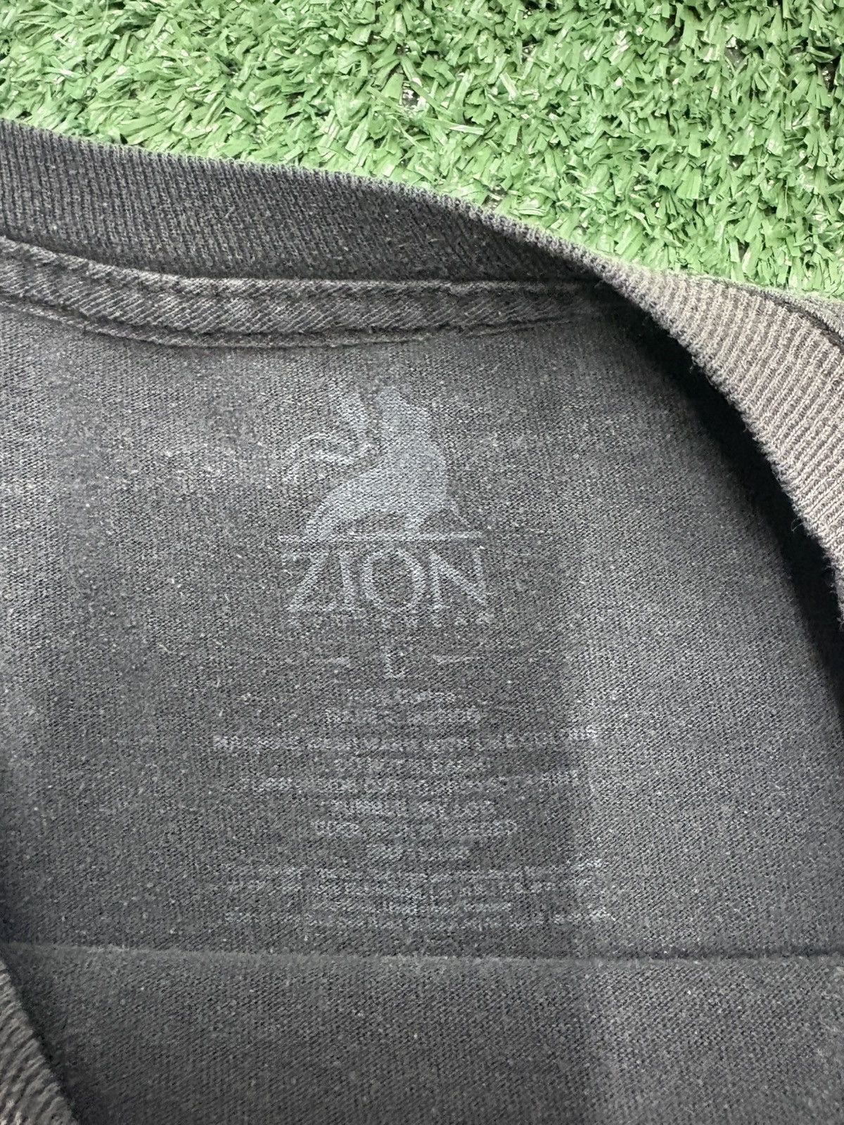 Zion Rootswear Vintage Bob Marley Songs of Freedom Zion Rootswear Tee Black Size US L / EU 52-54 / 3 - 3 Thumbnail