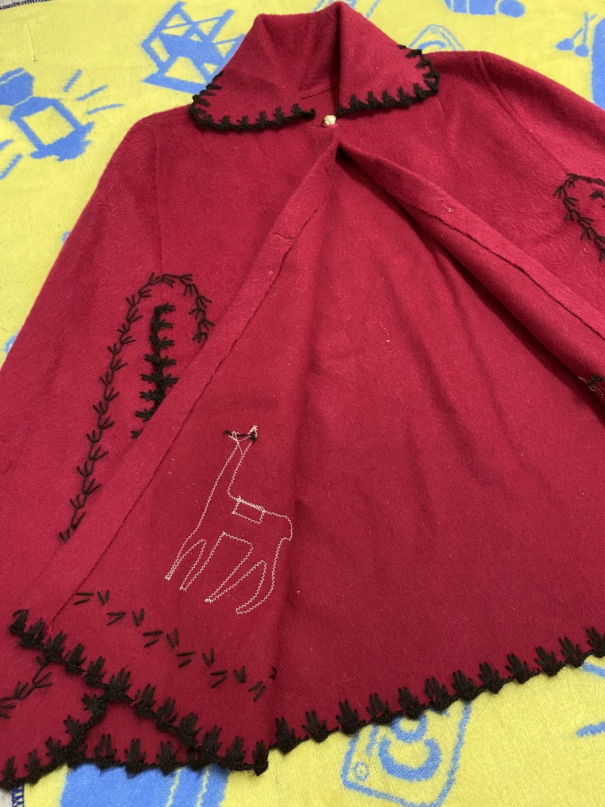 Cloak × Japanese Brand Rare Ponco x Cloak & Cape x Japan Crafted Designer Size US M / EU 48-50 / 2 - 22 Thumbnail