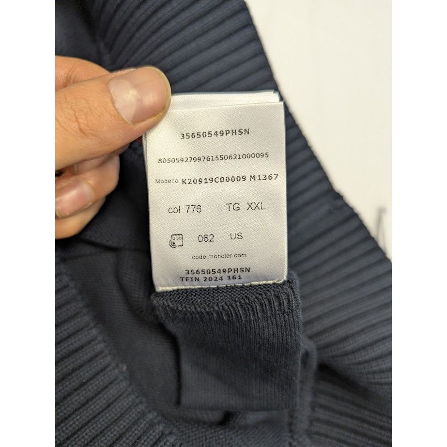 Moncler o1rshd1 Girocollo Tricot Sweater in Navy Size US XXL / EU 58 / 5 - 23 Thumbnail