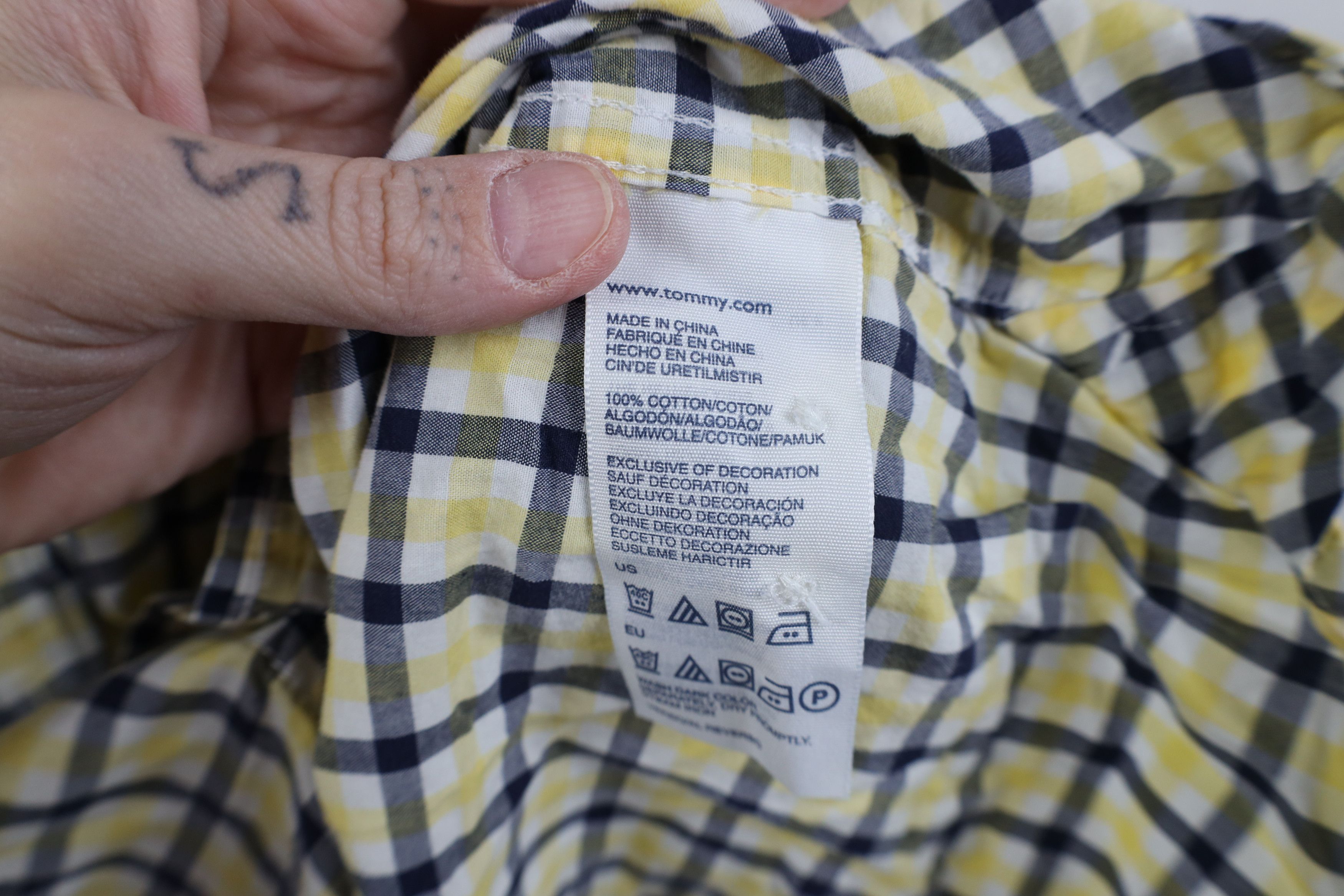 Tommy Hilfiger Tommy Hilfiger Speedo University Michigan Swim Button Shirt Size US L / EU 52-54 / 3 - 10 Thumbnail