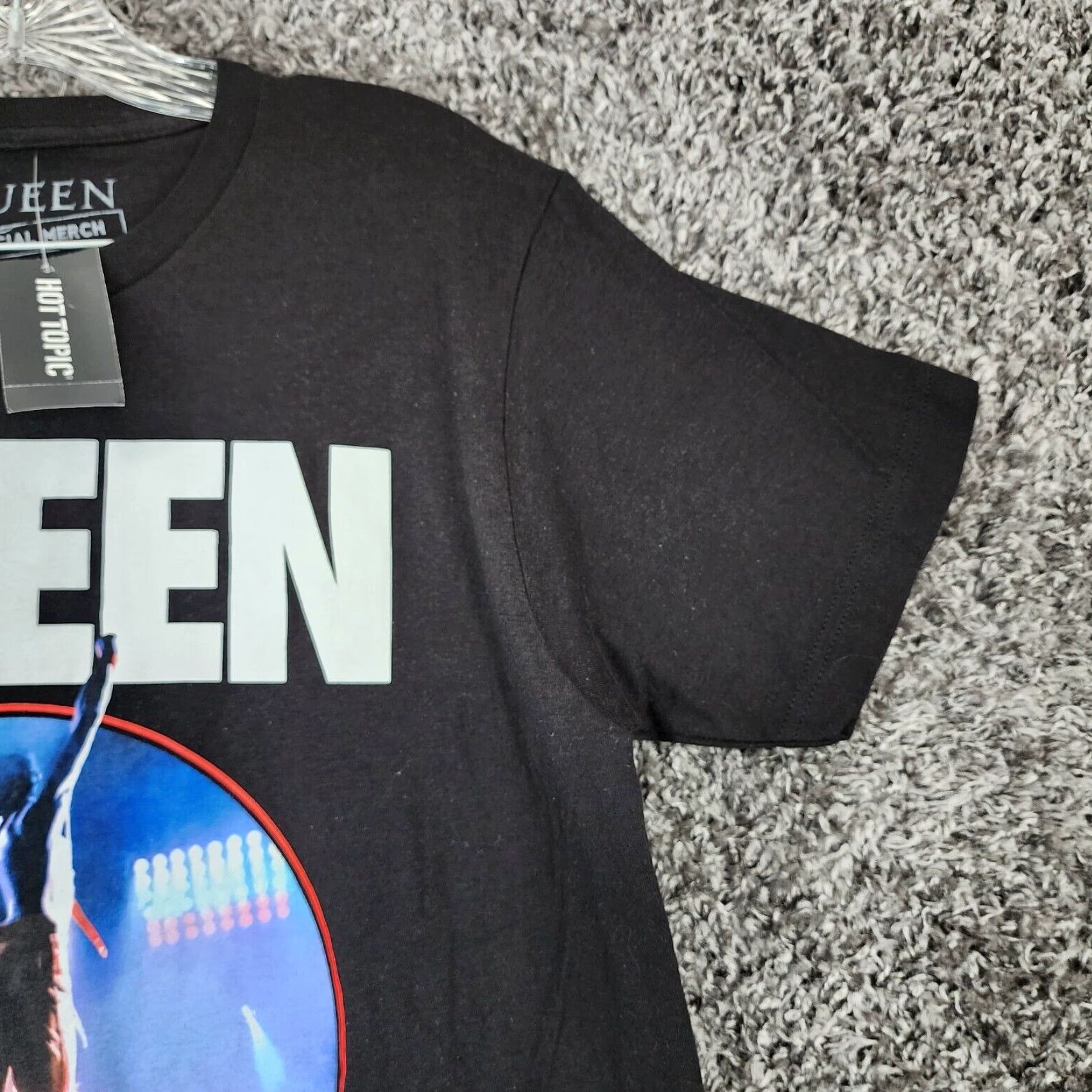 Hot Topic VINTAGE Hot Topic Black Queen We Will Rock You Graphic Tee Shirt Mens M Rock Size US 31 - 2 Thumbnail