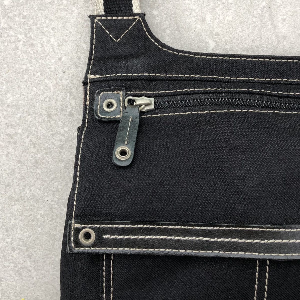 Japanese Brand COMME des COMME Cross Body Bag Size ONE SIZE - 17 Thumbnail